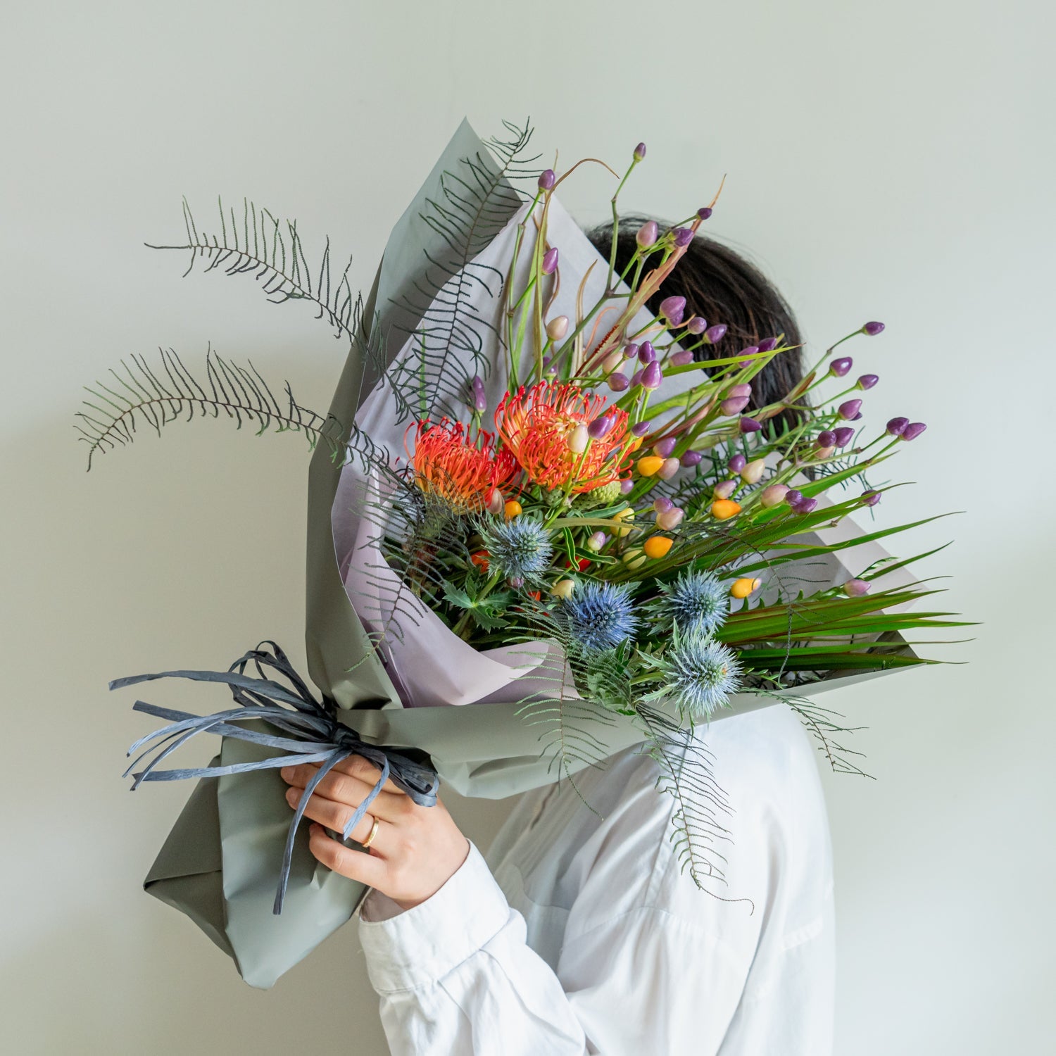 ハロウィンギフト2024をオーダーするならFlower&Plants tette │ 「手から手へ、想いを運ぶフラワーショップ」【板橋駅徒歩4分】【熟練フローリスト夫婦が運営】【最短2営業日で発送】【24時間365日注文OK】【ギフトは3300円〜】フラワーギフトを手から手へ、想いを込めたブーケやアレンジメントで大切な人に感謝と愛情を。シーンや用途に合わせて選びやすい豊富な種