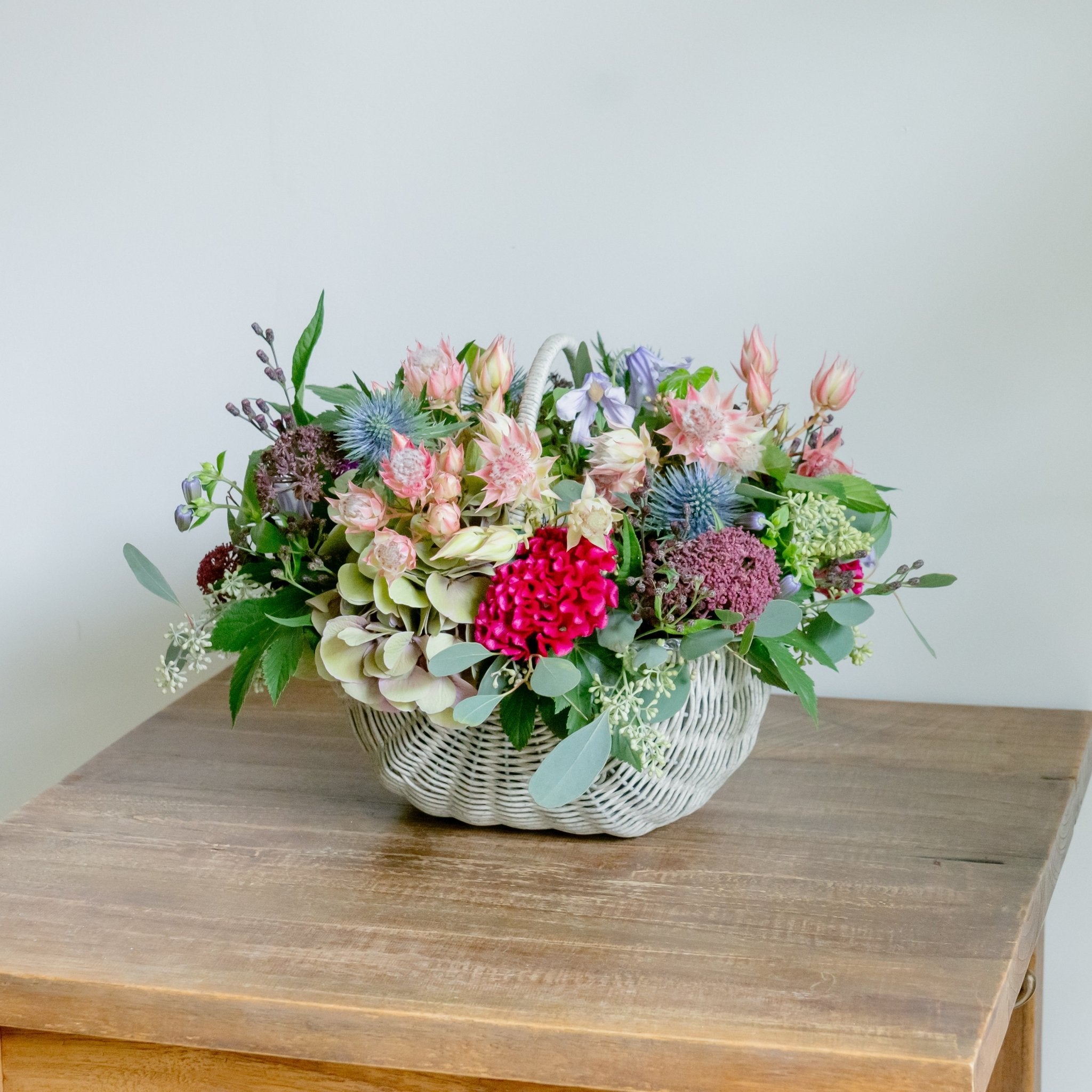 セルリアのギフトをオーダーするならFlower&Plants tette │ 「手から手へ、想いを運ぶフラワーショップ」【板橋駅徒歩4分】【熟練フローリスト夫婦が運営】【最短2営業日で発送】【24時間365日注文OK】【ギフトは3300円〜】フラワーギフトを手から手へ、想いを込めたブーケやアレンジメントで大切な人に感謝と愛情を。シーンや用途に合わせて選びやすい豊富な種