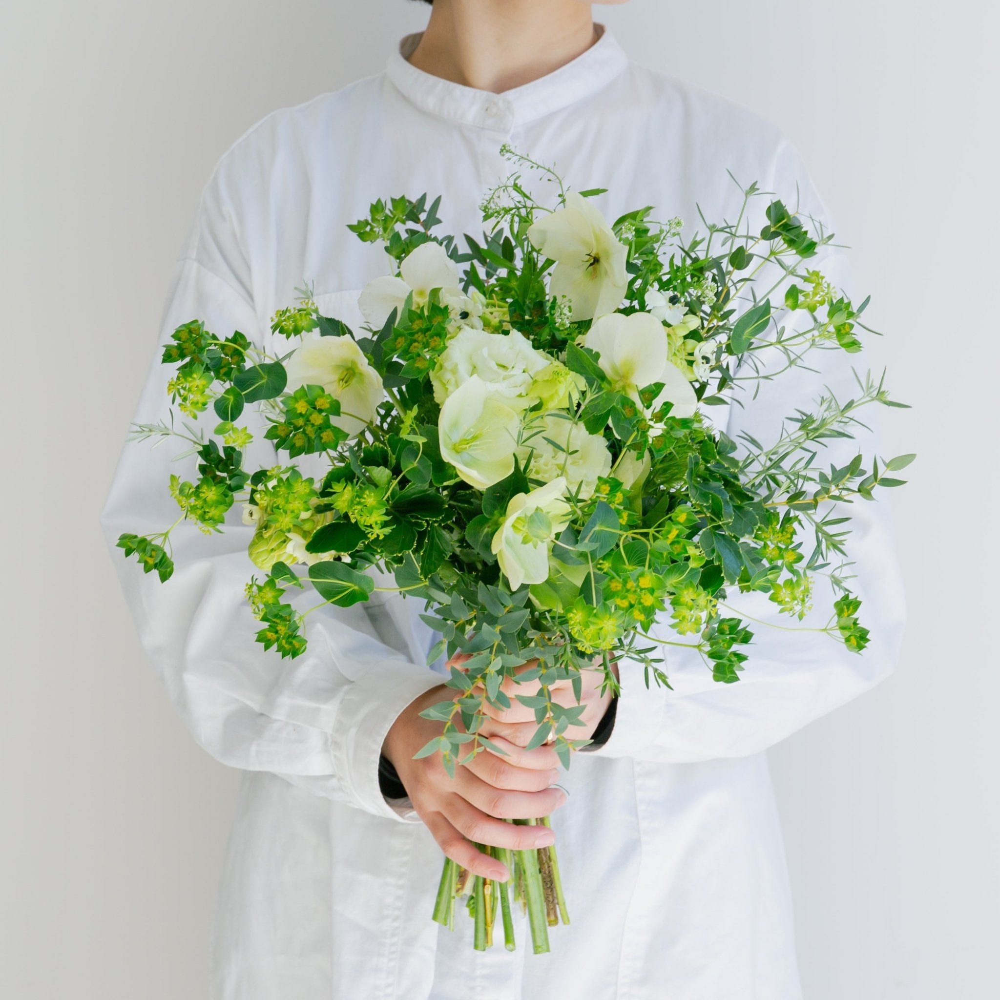 クリスマスローズのギフトをオーダーするならFlower&Plants tette │ 「手から手へ、想いを運ぶフラワーショップ」【板橋駅徒歩4分】【熟練フローリスト夫婦が運営】【最短2営業日で発送】【24時間365日注文OK】【ギフトは3300円〜】フラワーギフトを手から手へ、想いを込めたブーケやアレンジメントで大切な人に感謝と愛情を。シーンや用途に合わせて選びやすい豊富な種