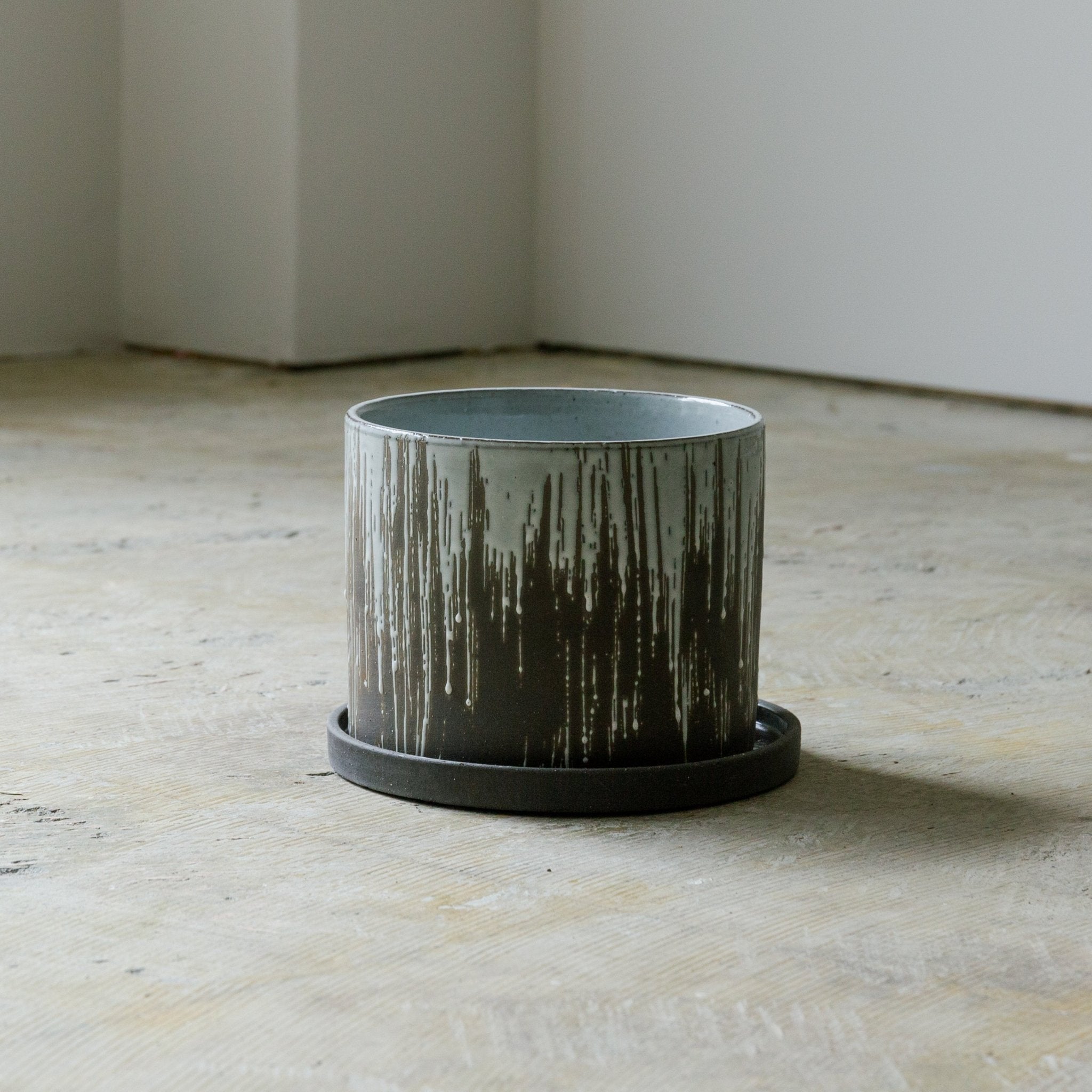 ベイト ラウンドをオーダーするならFlower&Plants tette │ 「手から手へ、想いを運ぶフラワーショップ」【板橋駅徒歩4分】【熟練フローリスト夫婦が運営】【最短2営業日で発送】【24時間365日注文OK】【ギフトは3300円〜】フラワーギフトを手から手へ、想いを込めたブーケやアレンジメントで大切な人に感謝と愛情を。シーンや用途に合わせて選びやすい豊富な種