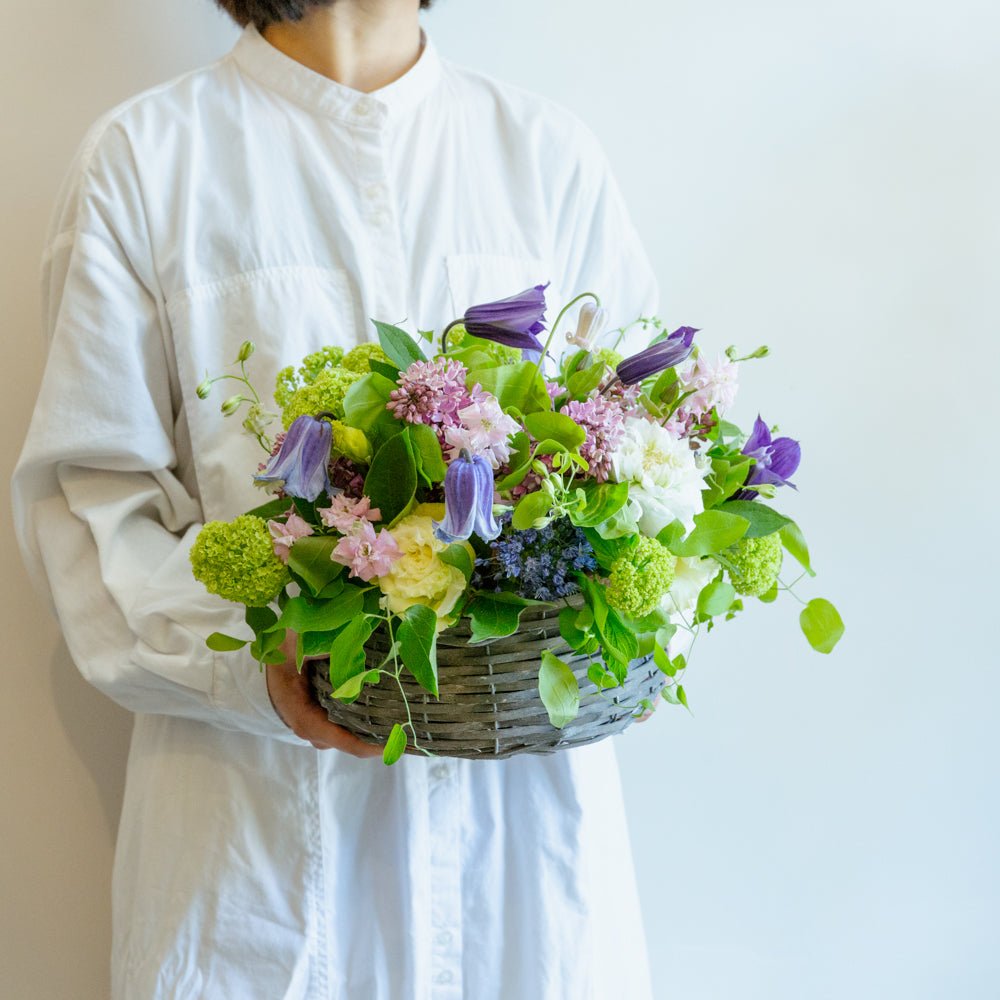 クレマチスのギフトをオーダーするならFlower&Plants tette │ 「手から手へ、想いを運ぶフラワーショップ」【板橋駅徒歩4分】【熟練フローリスト夫婦が運営】【最短2営業日で発送】【24時間365日注文OK】【ギフトは3300円〜】フラワーギフトを手から手へ、想いを込めたブーケやアレンジメントで大切な人に感謝と愛情を。シーンや用途に合わせて選びやすい豊富な種