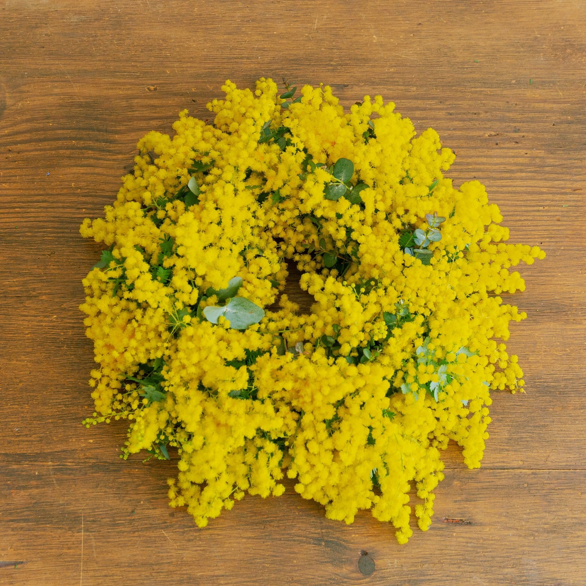 ミモザのギフトをオーダーするならFlower&Plants tette │ 「手から手へ、想いを運ぶフラワーショップ」【板橋駅徒歩4分】【熟練フローリスト夫婦が運営】【最短2営業日で発送】【24時間365日注文OK】【ギフトは3300円〜】フラワーギフトを手から手へ、想いを込めたブーケやアレンジメントで大切な人に感謝と愛情を。シーンや用途に合わせて選びやすい豊富な種