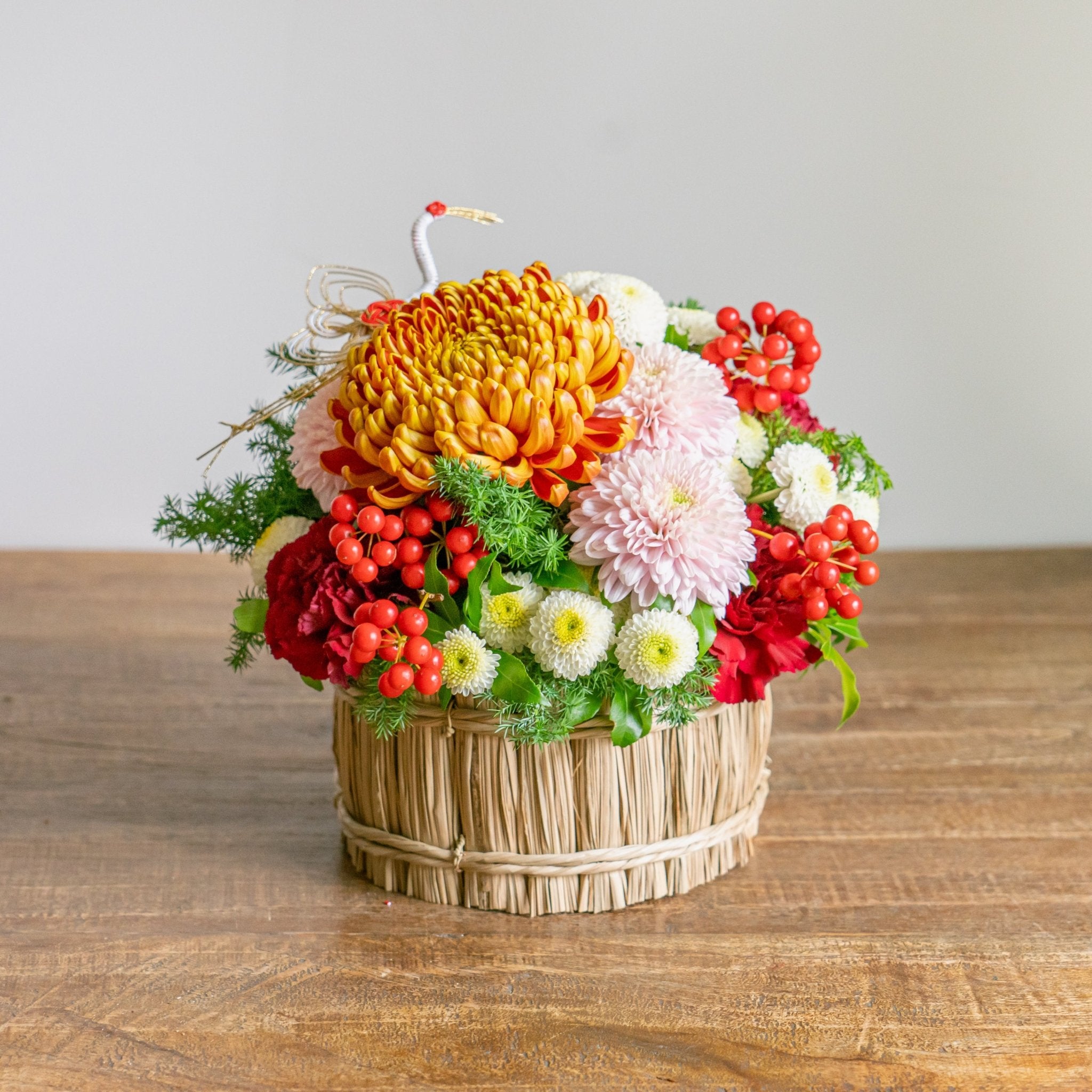 お正月のギフトをオーダーするならFlower&Plants tette │ 「手から手へ、想いを運ぶフラワーショップ」【板橋駅徒歩4分】【熟練フローリスト夫婦が運営】【最短2営業日で発送】【24時間365日注文OK】【ギフトは3300円〜】フラワーギフトを手から手へ、想いを込めたブーケやアレンジメントで大切な人に感謝と愛情を。シーンや用途に合わせて選びやすい豊富な種