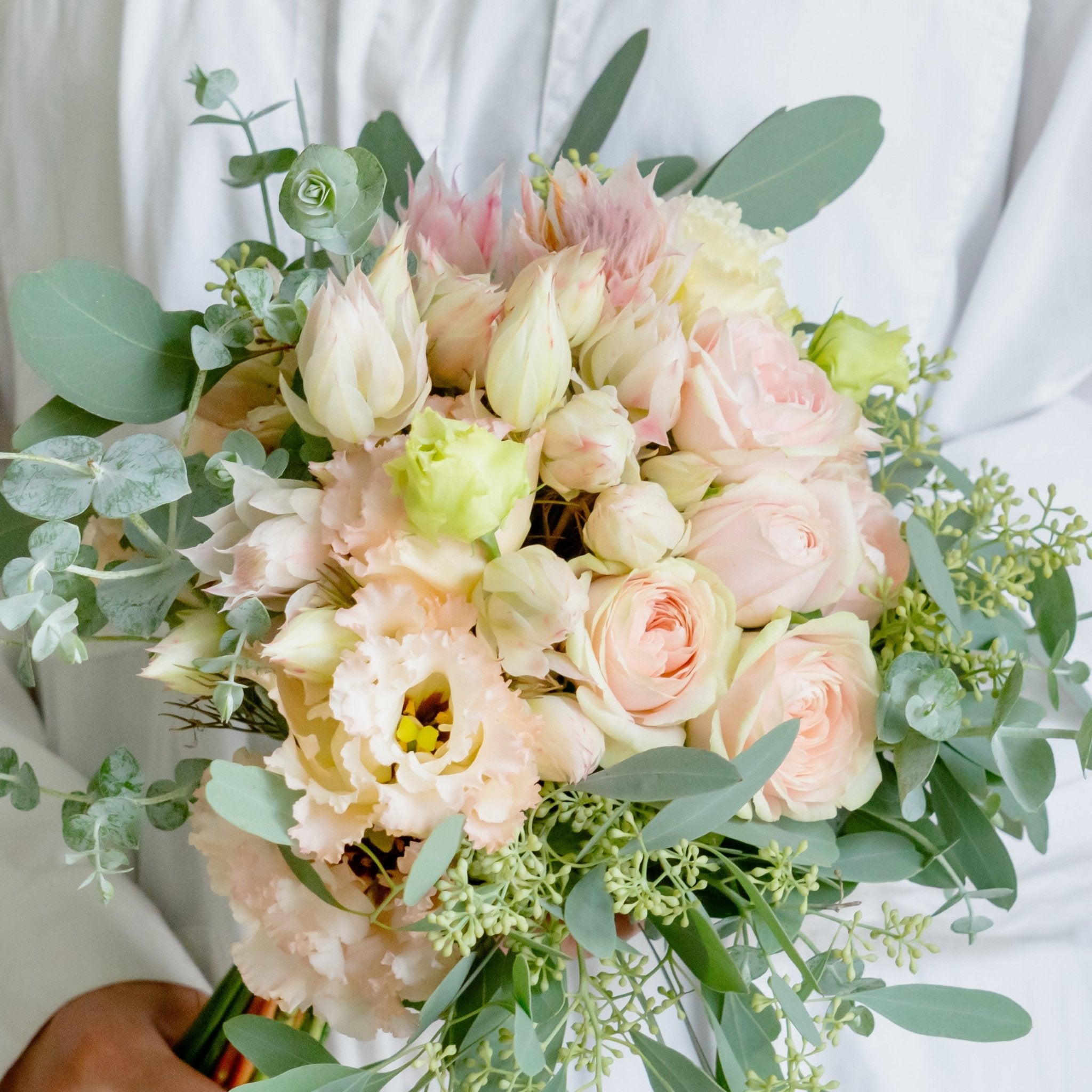 セルリアのギフトをオーダーするならFlower&Plants tette │ 「手から手へ、想いを運ぶフラワーショップ」【板橋駅徒歩4分】【熟練フローリスト夫婦が運営】【最短2営業日で発送】【24時間365日注文OK】【ギフトは3300円〜】フラワーギフトを手から手へ、想いを込めたブーケやアレンジメントで大切な人に感謝と愛情を。シーンや用途に合わせて選びやすい豊富な種