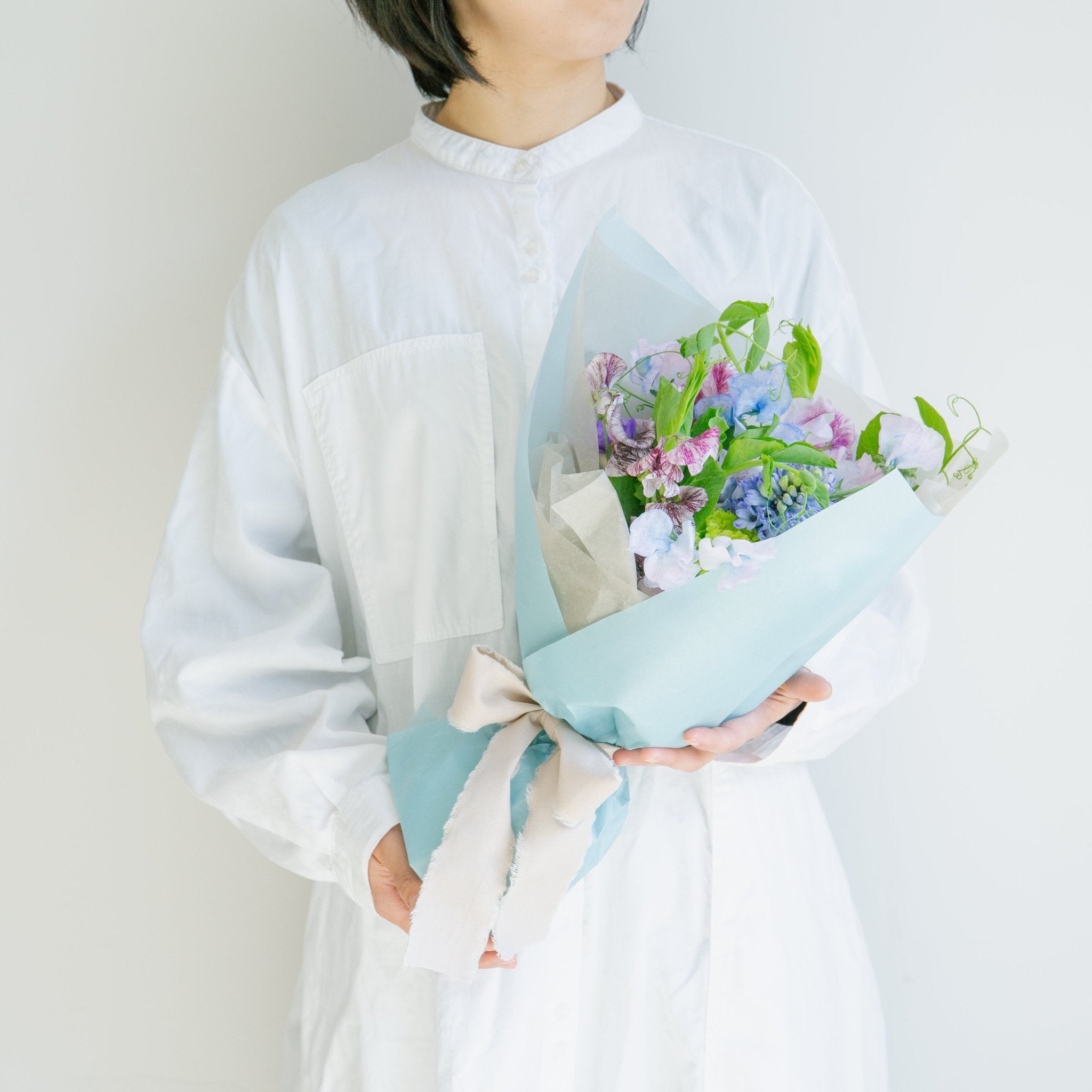 スイートピーのギフトをオーダーするならFlower&Plants tette │ 「手から手へ、想いを運ぶフラワーショップ」【板橋駅徒歩4分】【熟練フローリスト夫婦が運営】【最短2営業日で発送】【24時間365日注文OK】【ギフトは3300円〜】フラワーギフトを手から手へ、想いを込めたブーケやアレンジメントで大切な人に感謝と愛情を。シーンや用途に合わせて選びやすい豊富な種