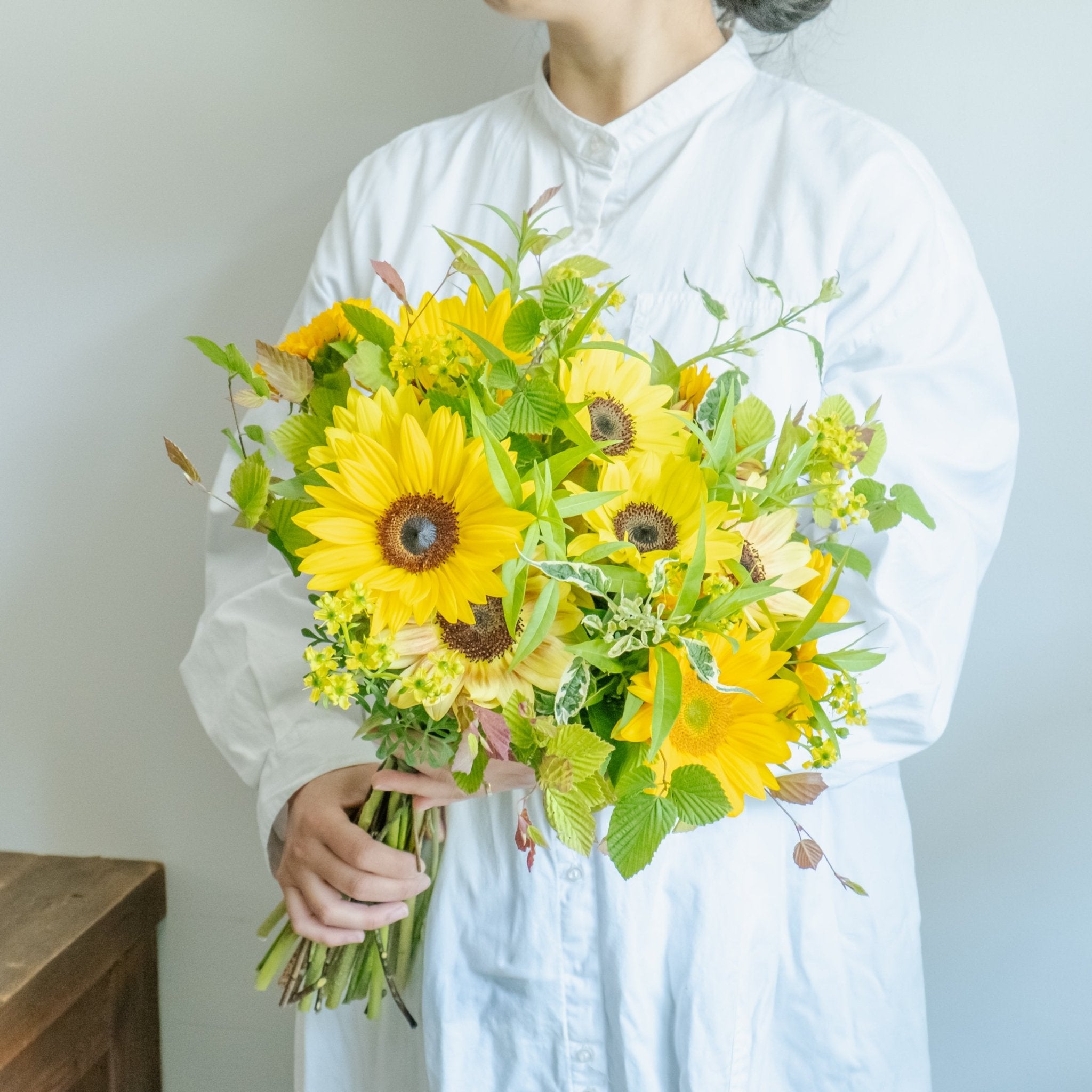 ひまわりのギフトをオーダーするならFlower&Plants tette │ 「手から手へ、想いを運ぶフラワーショップ」【板橋駅徒歩4分】【熟練フローリスト夫婦が運営】【最短2営業日で発送】【24時間365日注文OK】【ギフトは3300円〜】フラワーギフトを手から手へ、想いを込めたブーケやアレンジメントで大切な人に感謝と愛情を。シーンや用途に合わせて選びやすい豊富な種