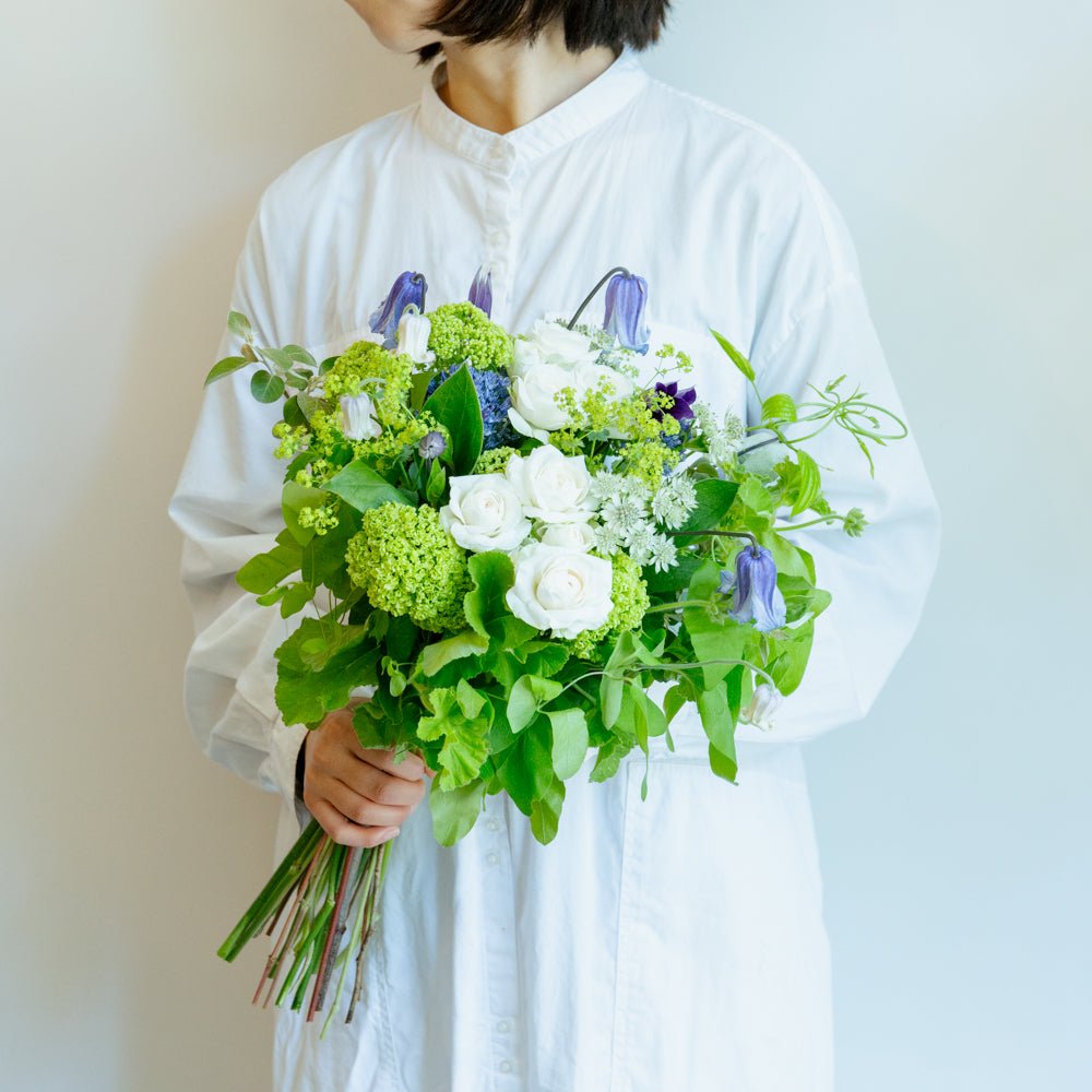 クレマチスのギフトをオーダーするならFlower&Plants tette │ 「手から手へ、想いを運ぶフラワーショップ」【板橋駅徒歩4分】【熟練フローリスト夫婦が運営】【最短2営業日で発送】【24時間365日注文OK】【ギフトは3300円〜】フラワーギフトを手から手へ、想いを込めたブーケやアレンジメントで大切な人に感謝と愛情を。シーンや用途に合わせて選びやすい豊富な種