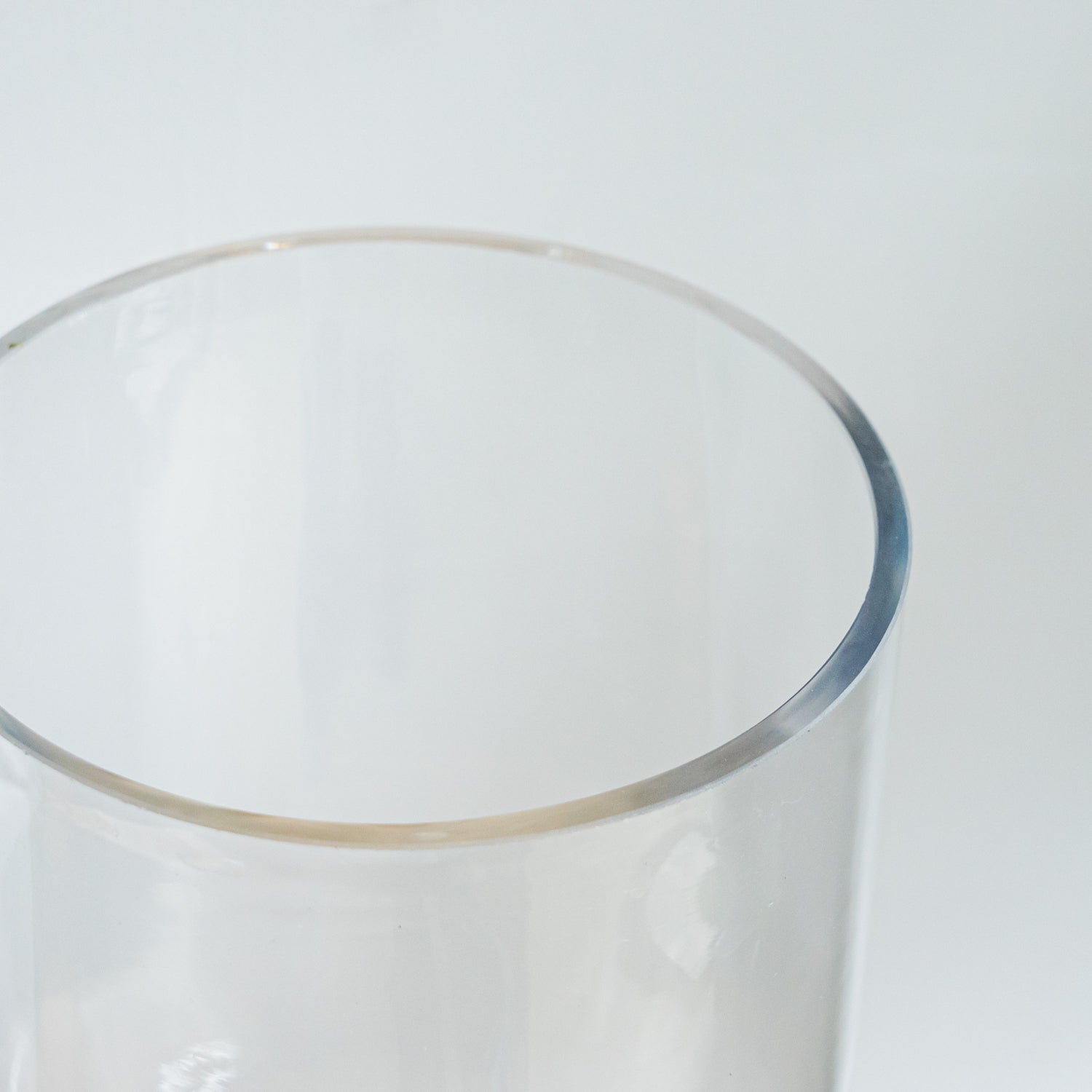 ガラス シリンダーをオーダーするならFlower&Plants tette │ 「手から手へ、想いを運ぶフラワーショップ」【板橋駅徒歩4分】【熟練フローリスト夫婦が運営】【最短2営業日で発送】【24時間365日注文OK】【ギフトは3300円〜】フラワーギフトを手から手へ、想いを込めたブーケやアレンジメントで大切な人に感謝と愛情を。シーンや用途に合わせて選びやすい豊富な種