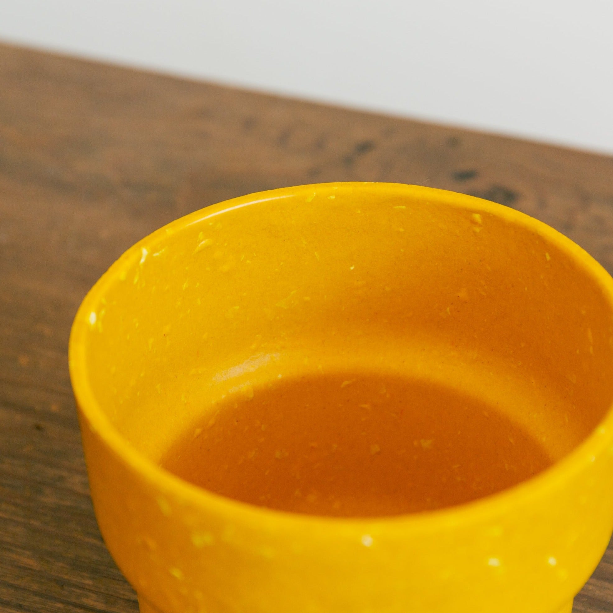 エコチップペインターポットをオーダーするならFlower&Plants tette │ 「手から手へ、想いを運ぶフラワーショップ」【板橋駅徒歩4分】【熟練フローリスト夫婦が運営】【最短2営業日で発送】【24時間365日注文OK】【ギフトは3300円〜】フラワーギフトを手から手へ、想いを込めたブーケやアレンジメントで大切な人に感謝と愛情を。シーンや用途に合わせて選びやすい豊富な種