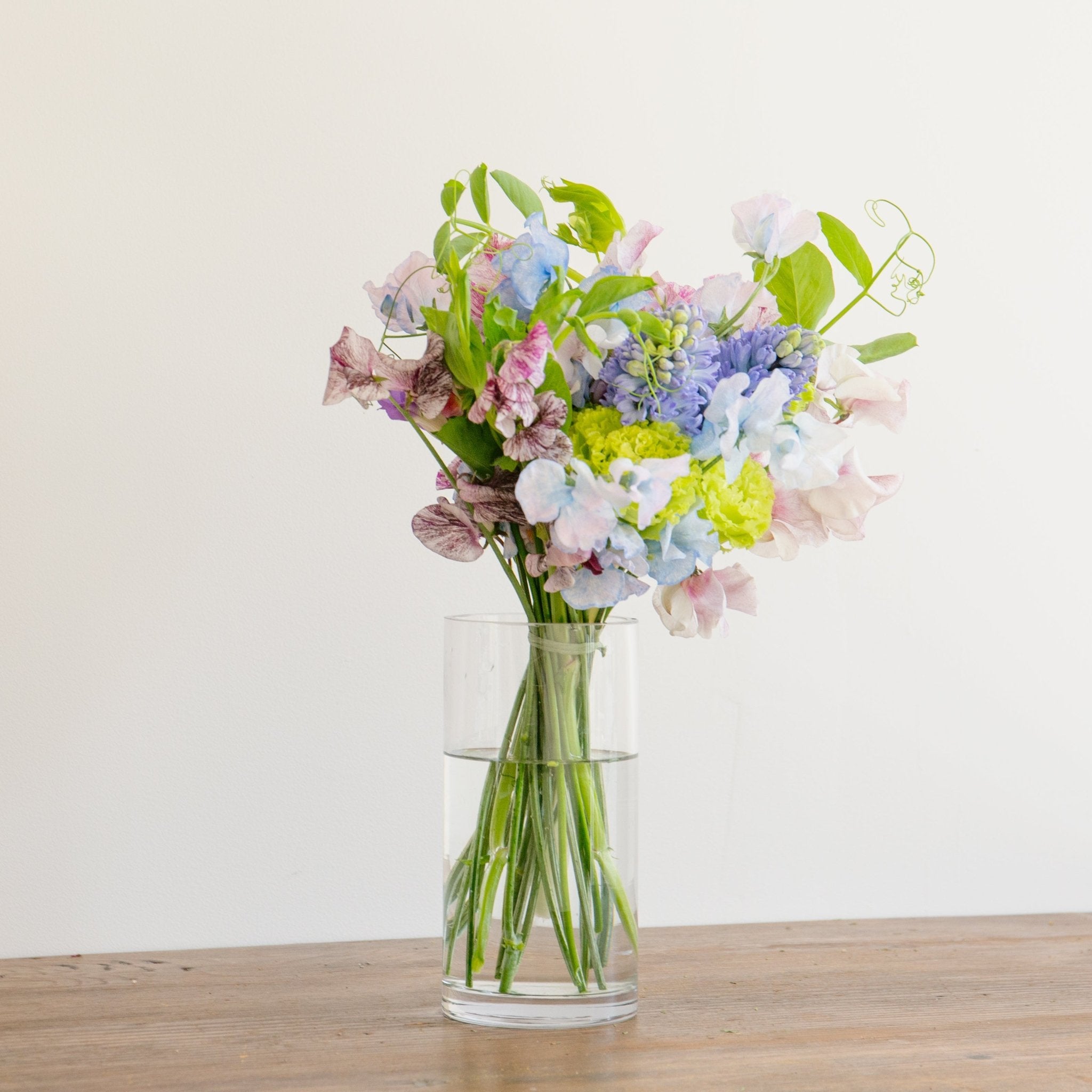 スイートピーのギフトをオーダーするならFlower&Plants tette │ 「手から手へ、想いを運ぶフラワーショップ」【板橋駅徒歩4分】【熟練フローリスト夫婦が運営】【最短2営業日で発送】【24時間365日注文OK】【ギフトは3300円〜】フラワーギフトを手から手へ、想いを込めたブーケやアレンジメントで大切な人に感謝と愛情を。シーンや用途に合わせて選びやすい豊富な種