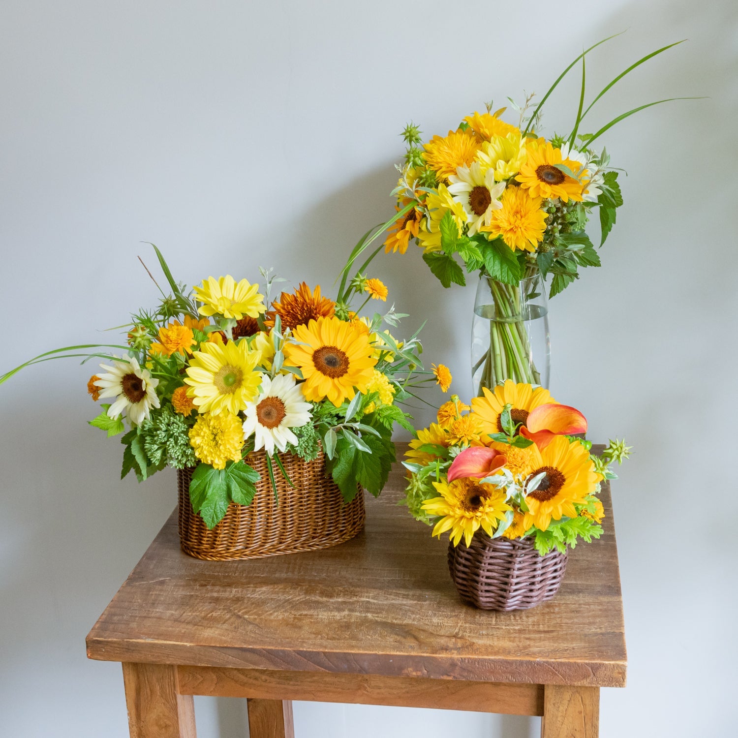 ひまわりのギフトをオーダーするならFlower&Plants tette │ 「手から手へ、想いを運ぶフラワーショップ」【板橋駅徒歩4分】【熟練フローリスト夫婦が運営】【最短2営業日で発送】【24時間365日注文OK】【ギフトは3300円〜】フラワーギフトを手から手へ、想いを込めたブーケやアレンジメントで大切な人に感謝と愛情を。シーンや用途に合わせて選びやすい豊富な種