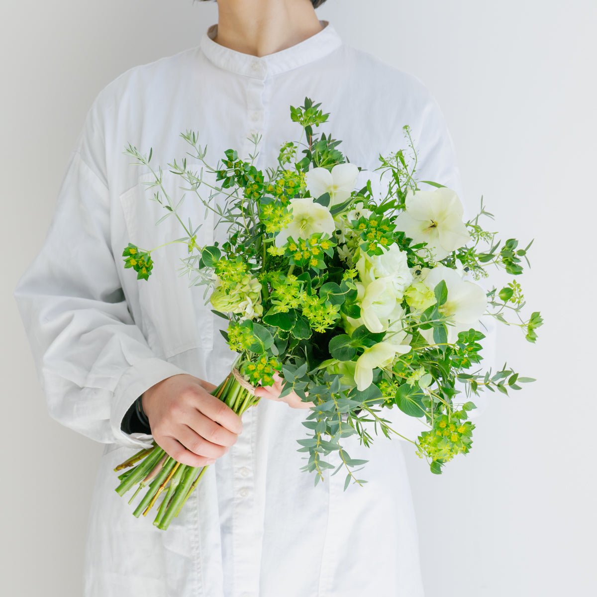 クリスマスローズのギフトをオーダーするならFlower&Plants tette │ 「手から手へ、想いを運ぶフラワーショップ」【板橋駅徒歩4分】【熟練フローリスト夫婦が運営】【最短2営業日で発送】【24時間365日注文OK】【ギフトは3300円〜】フラワーギフトを手から手へ、想いを込めたブーケやアレンジメントで大切な人に感謝と愛情を。シーンや用途に合わせて選びやすい豊富な種