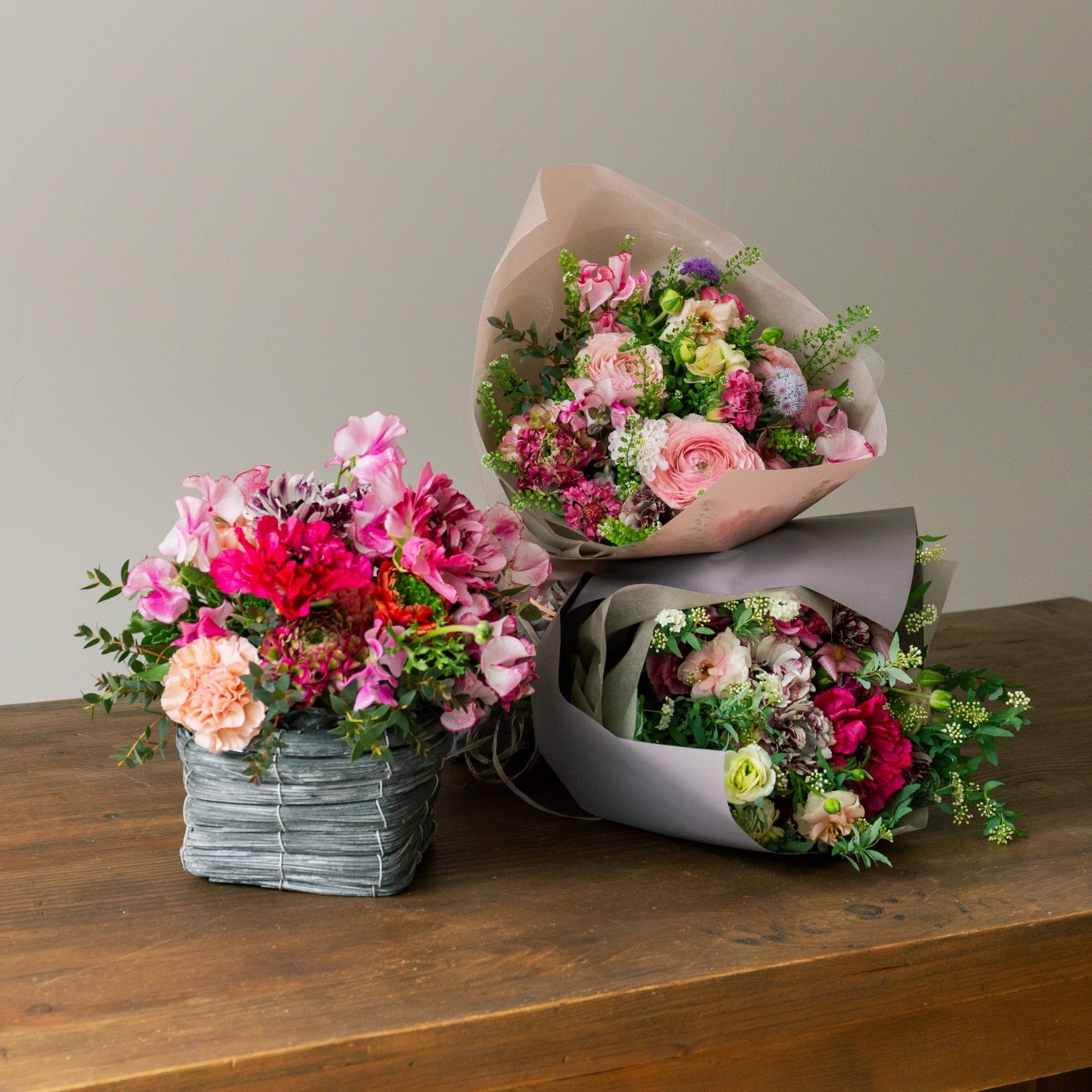 ラナンキュラスのギフトをオーダーするならFlower&Plants tette │ 「手から手へ、想いを運ぶフラワーショップ」【板橋駅徒歩4分】【熟練フローリスト夫婦が運営】【最短2営業日で発送】【24時間365日注文OK】【ギフトは3300円〜】フラワーギフトを手から手へ、想いを込めたブーケやアレンジメントで大切な人に感謝と愛情を。シーンや用途に合わせて選びやすい豊富な種