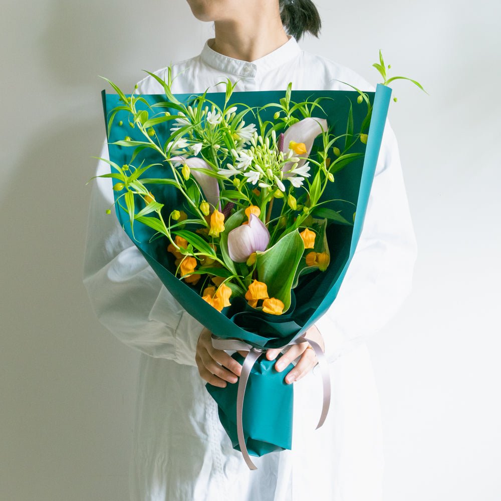 オーダーメイドフラワーブーケをオーダーするならFlower&Plants tette │ 「手から手へ、想いを運ぶフラワーショップ」【板橋駅徒歩4分】【熟練フローリスト夫婦が運営】【最短2営業日で発送】【24時間365日注文OK】【ギフトは3300円〜】フラワーギフトを手から手へ、想いを込めたブーケやアレンジメントで大切な人に感謝と愛情を。シーンや用途に合わせて選びやすい豊富な種