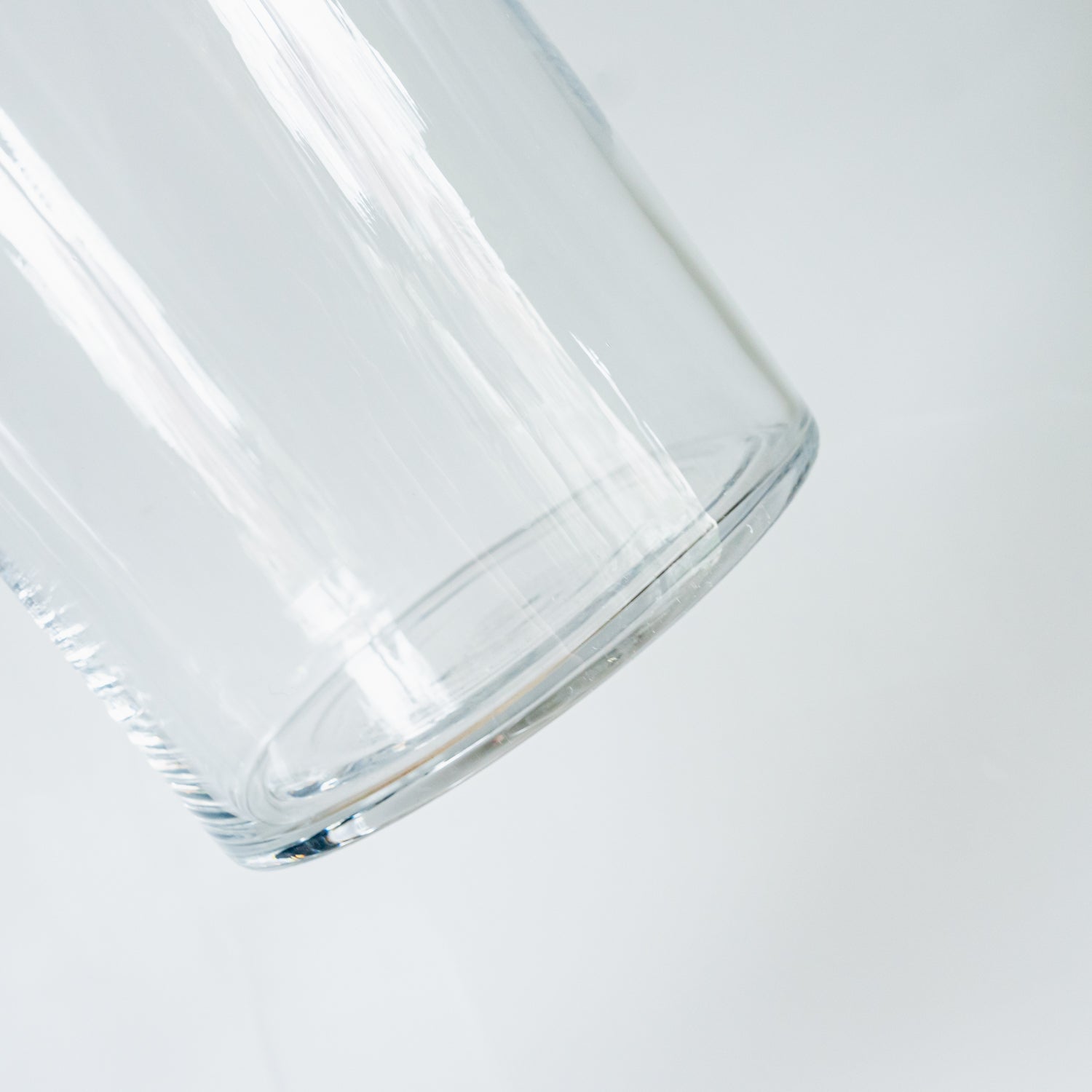 ガラス シリンダーをオーダーするならFlower&Plants tette │ 「手から手へ、想いを運ぶフラワーショップ」【板橋駅徒歩4分】【熟練フローリスト夫婦が運営】【最短2営業日で発送】【24時間365日注文OK】【ギフトは3300円〜】フラワーギフトを手から手へ、想いを込めたブーケやアレンジメントで大切な人に感謝と愛情を。シーンや用途に合わせて選びやすい豊富な種