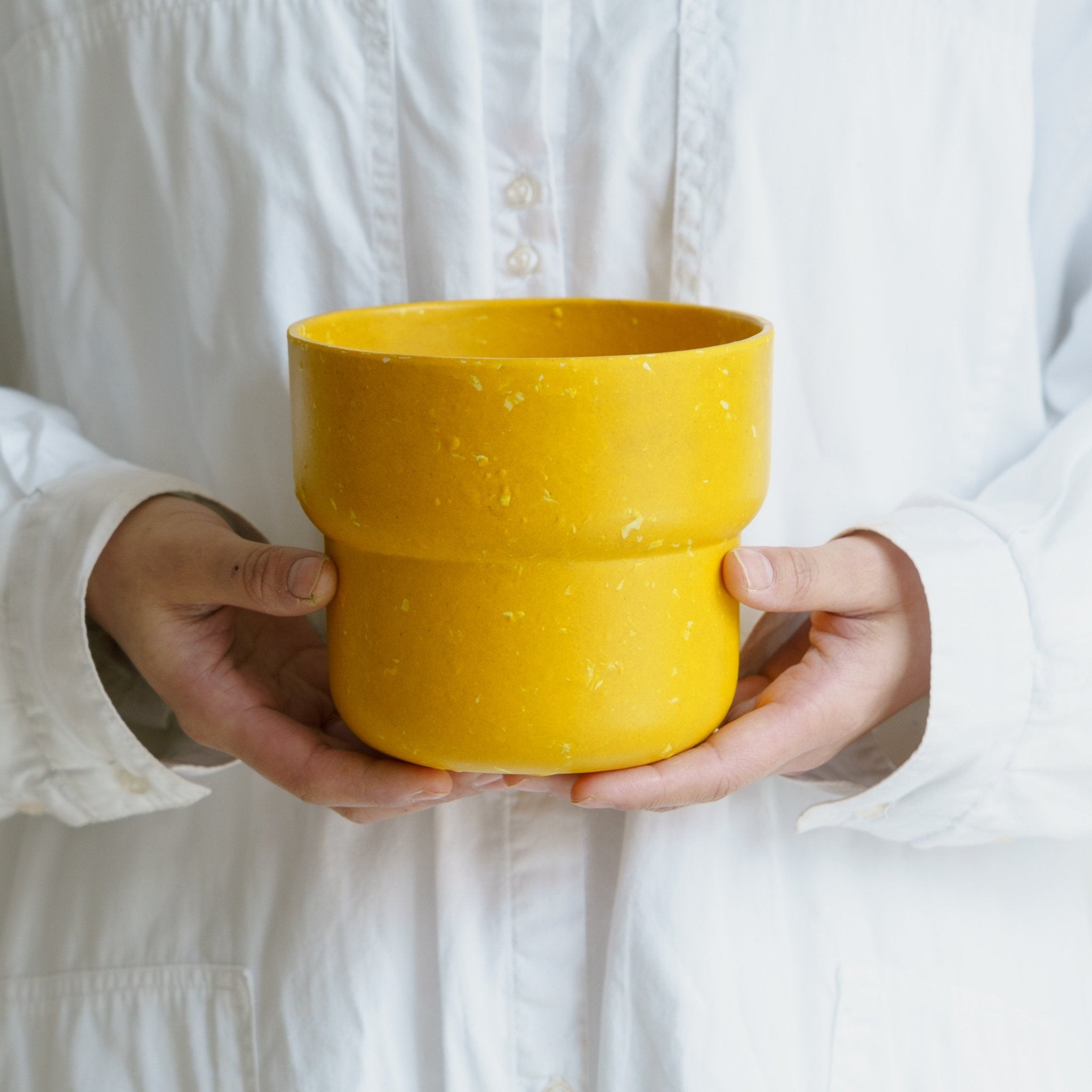 エコチップペインターポットをオーダーするならFlower&Plants tette │ 「手から手へ、想いを運ぶフラワーショップ」【板橋駅徒歩4分】【熟練フローリスト夫婦が運営】【最短2営業日で発送】【24時間365日注文OK】【ギフトは3300円〜】フラワーギフトを手から手へ、想いを込めたブーケやアレンジメントで大切な人に感謝と愛情を。シーンや用途に合わせて選びやすい豊富な種