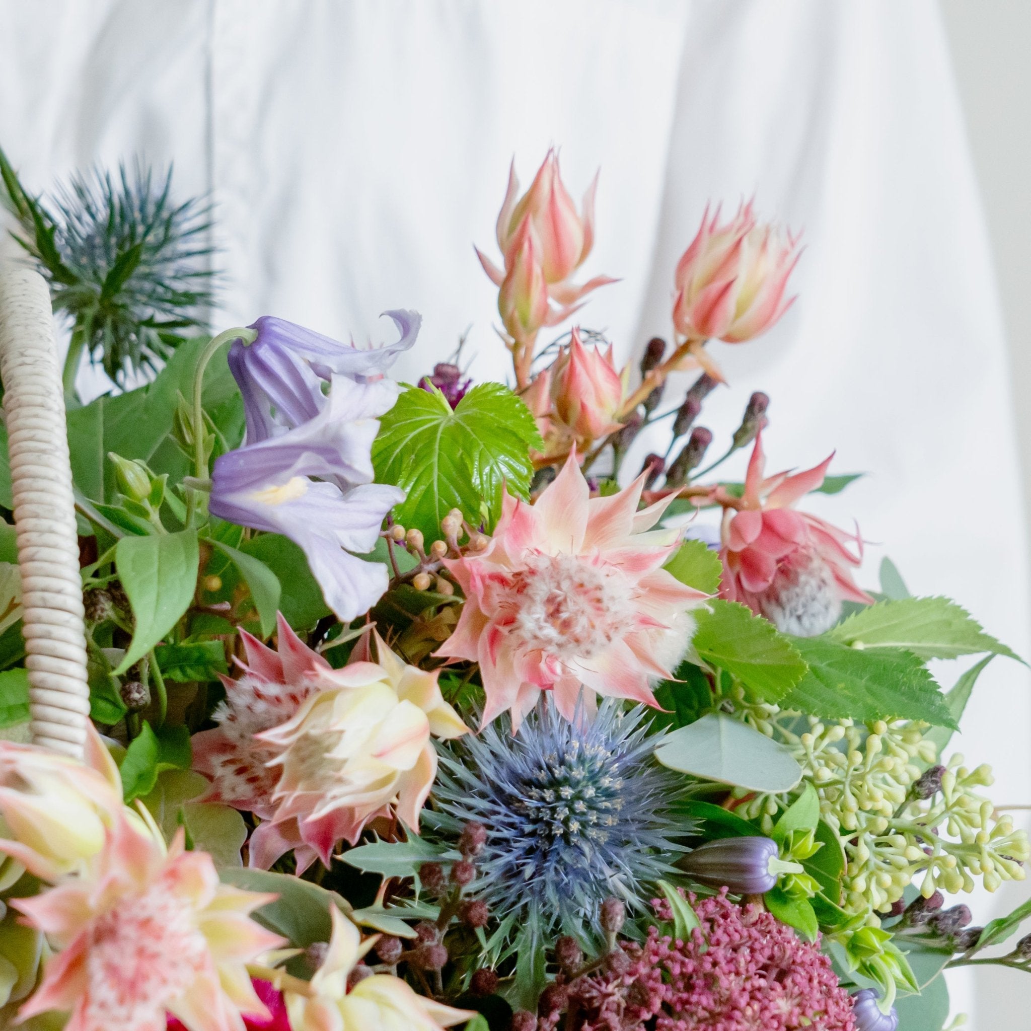 セルリアのギフトをオーダーするならFlower&Plants tette │ 「手から手へ、想いを運ぶフラワーショップ」【板橋駅徒歩4分】【熟練フローリスト夫婦が運営】【最短2営業日で発送】【24時間365日注文OK】【ギフトは3300円〜】フラワーギフトを手から手へ、想いを込めたブーケやアレンジメントで大切な人に感謝と愛情を。シーンや用途に合わせて選びやすい豊富な種