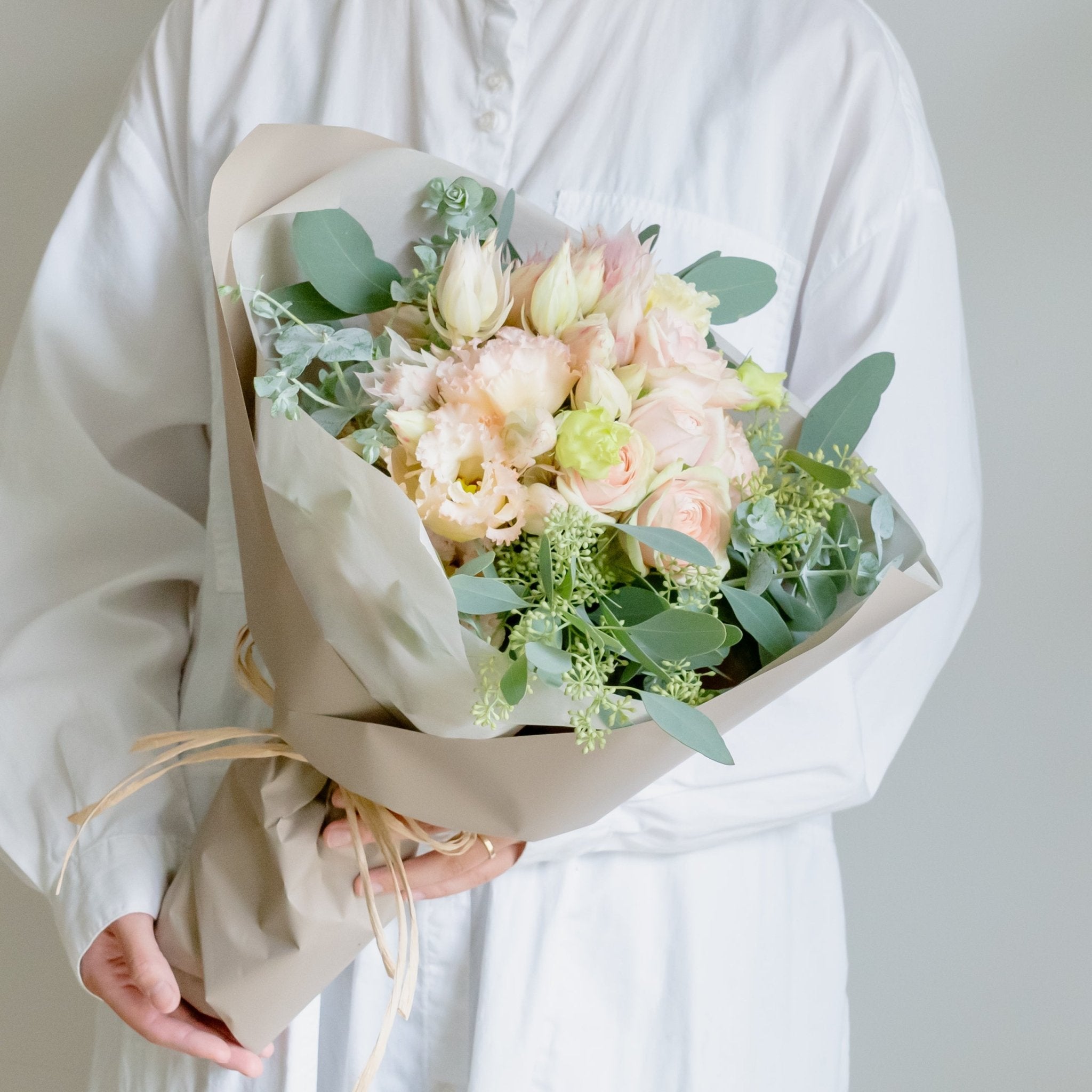 セルリアのギフトをオーダーするならFlower&Plants tette │ 「手から手へ、想いを運ぶフラワーショップ」【板橋駅徒歩4分】【熟練フローリスト夫婦が運営】【最短2営業日で発送】【24時間365日注文OK】【ギフトは3300円〜】フラワーギフトを手から手へ、想いを込めたブーケやアレンジメントで大切な人に感謝と愛情を。シーンや用途に合わせて選びやすい豊富な種