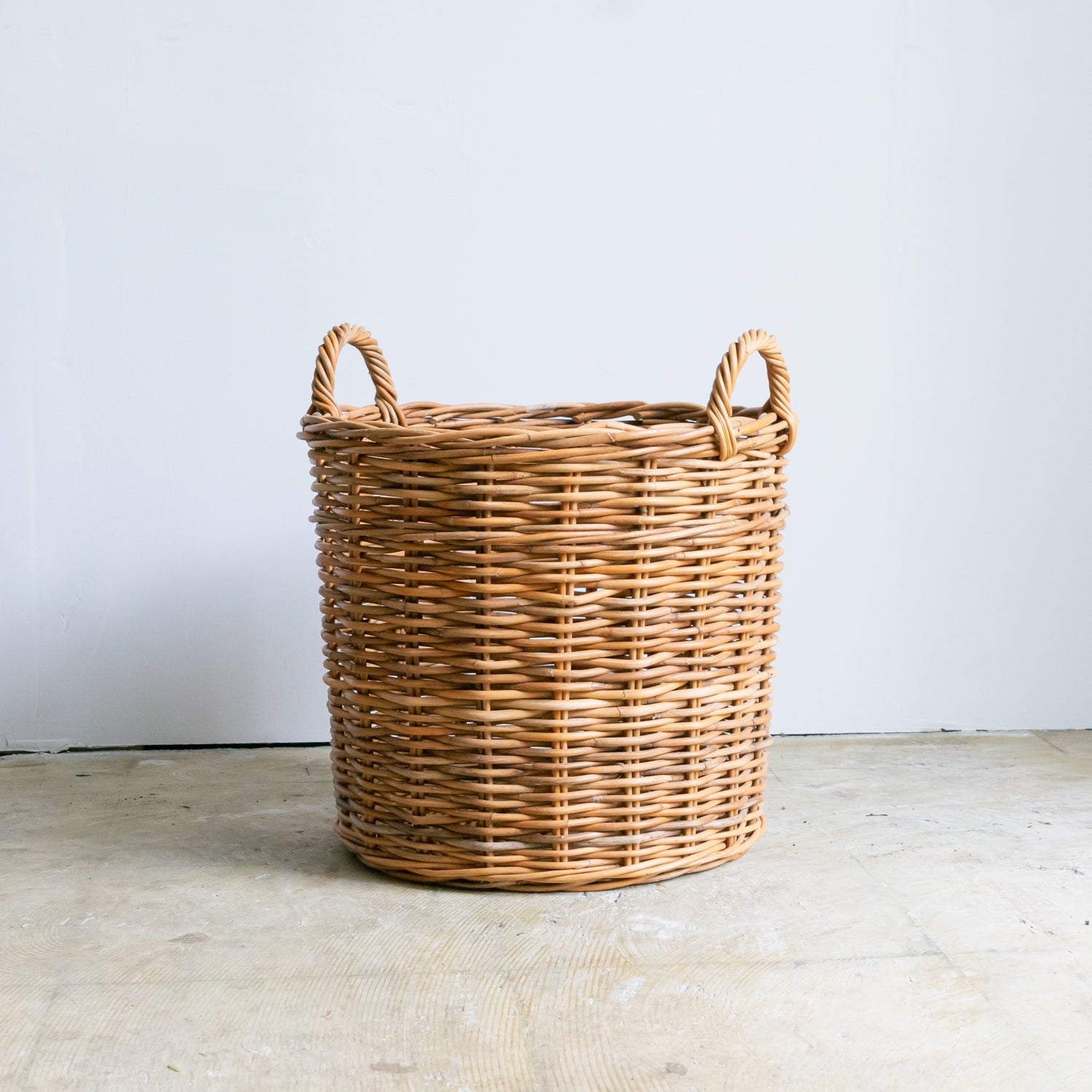 バスケット LサイズをオーダーするならFlower&Plants tette │ 「手から手へ、想いを運ぶフラワーショップ」【板橋駅徒歩4分】【熟練フローリスト夫婦が運営】【最短2営業日で発送】【24時間365日注文OK】【ギフトは3300円〜】フラワーギフトを手から手へ、想いを込めたブーケやアレンジメントで大切な人に感謝と愛情を。シーンや用途に合わせて選びやすい豊富な種