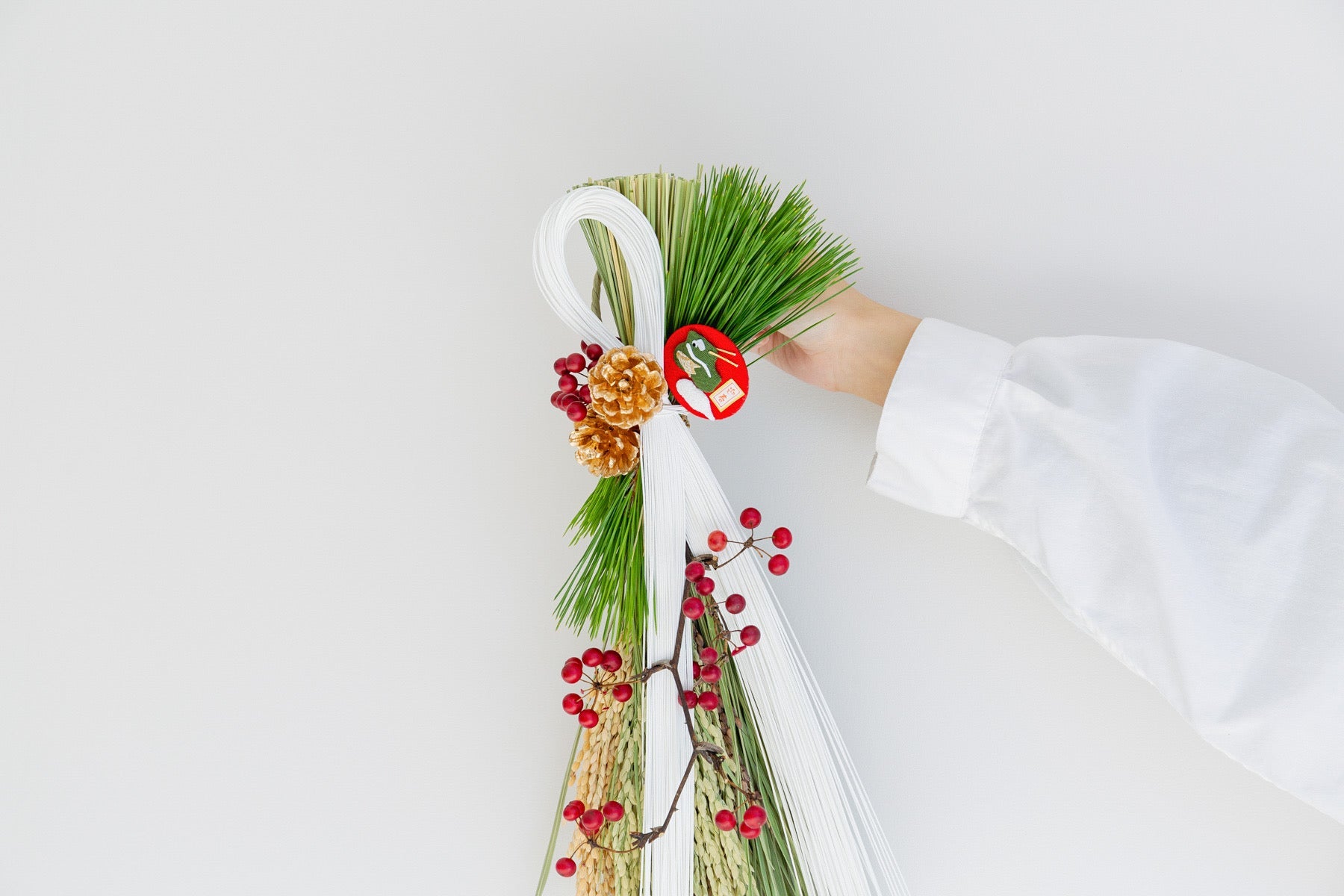 お正月飾り 縦型をオーダーするならFlower&Plants tette │ 「手から手へ、想いを運ぶフラワーショップ」【板橋駅徒歩4分】【熟練フローリスト夫婦が運営】【最短2営業日で発送】【24時間365日注文OK】【ギフトは3300円〜】フラワーギフトを手から手へ、想いを込めたブーケやアレンジメントで大切な人に感謝と愛情を。シーンや用途に合わせて選びやすい豊富な種