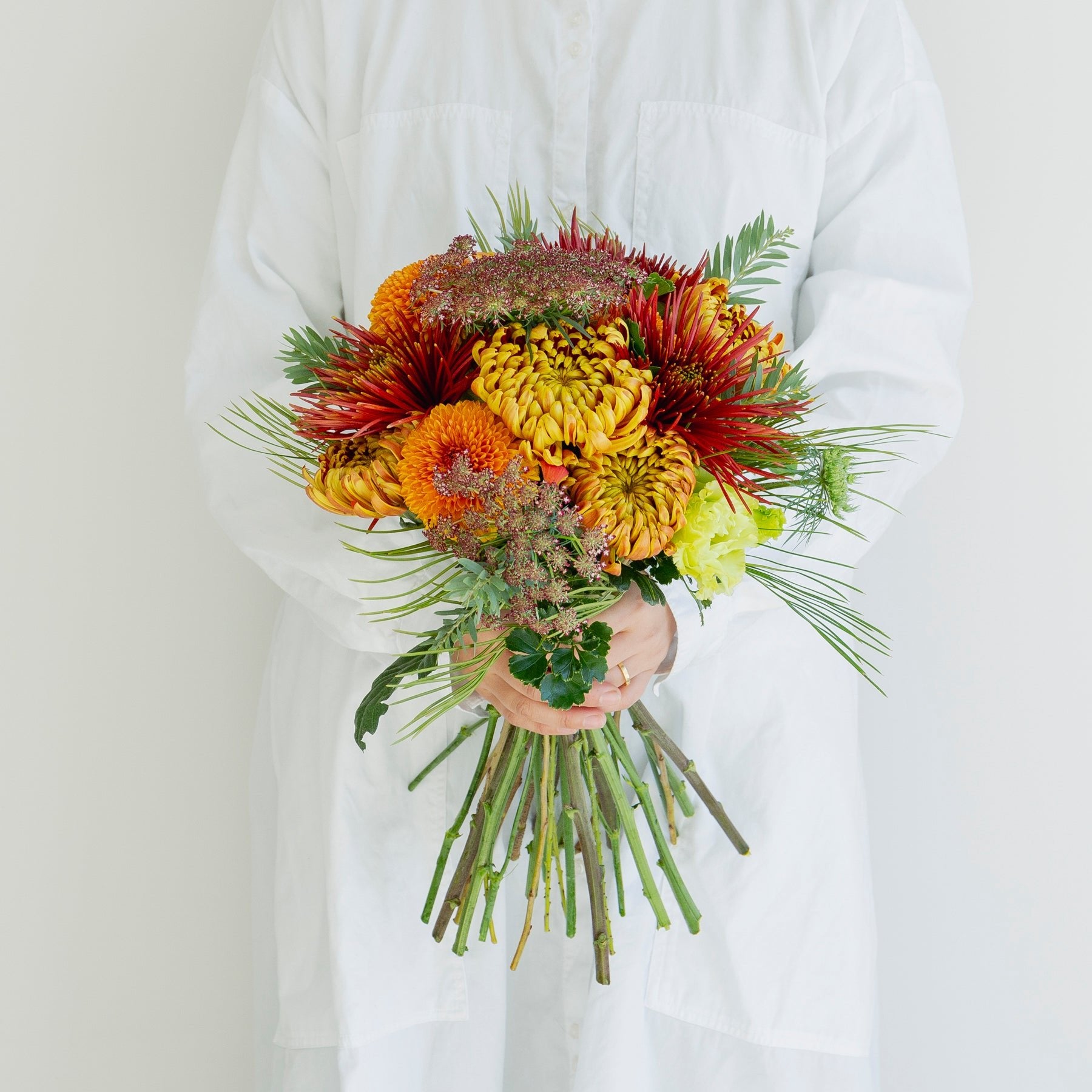 マムのギフトをオーダーするならFlower&Plants tette │ 「手から手へ、想いを運ぶフラワーショップ」【板橋駅徒歩4分】【熟練フローリスト夫婦が運営】【最短2営業日で発送】【24時間365日注文OK】【ギフトは3300円〜】フラワーギフトを手から手へ、想いを込めたブーケやアレンジメントで大切な人に感謝と愛情を。シーンや用途に合わせて選びやすい豊富な種