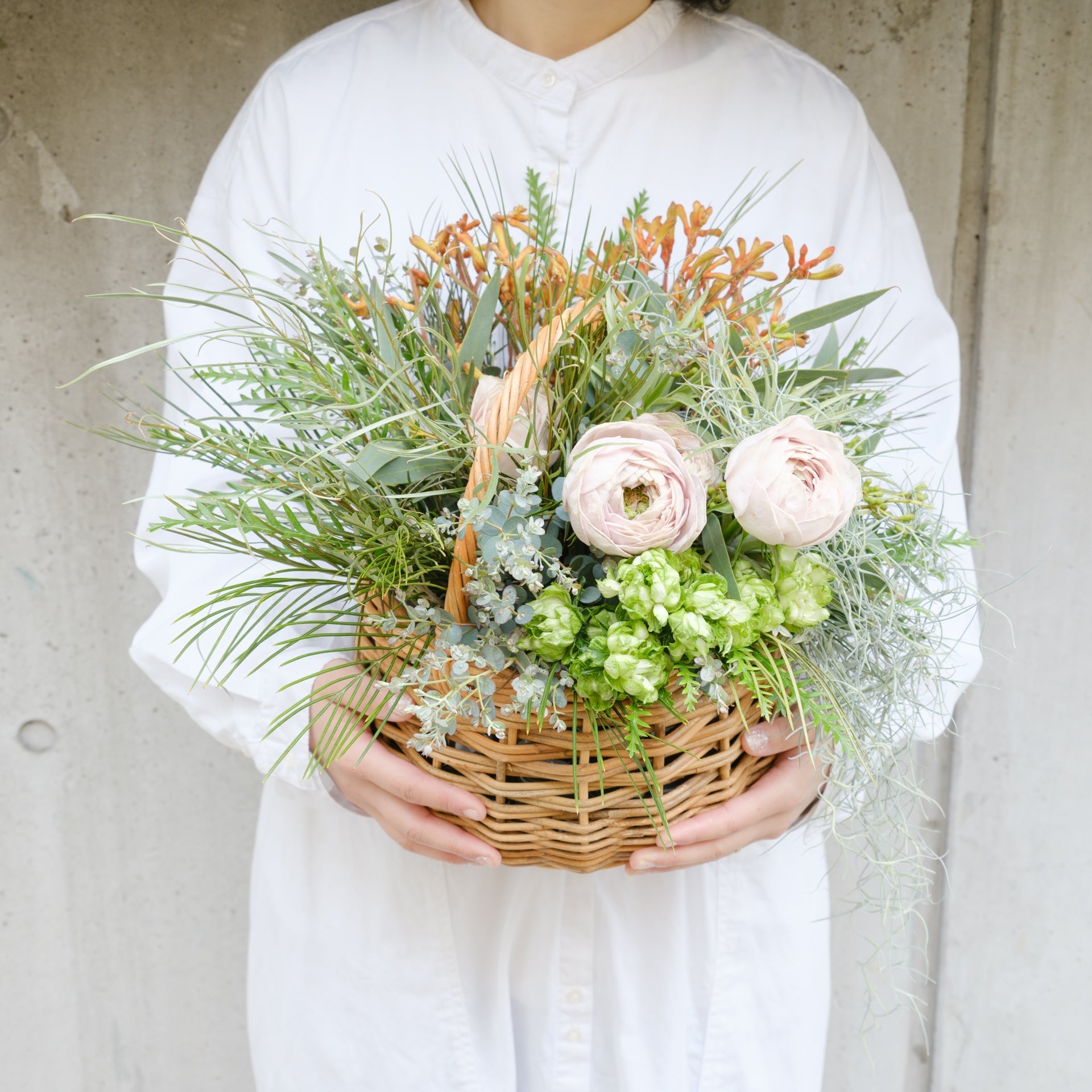 オーダーメイドフラワーアレンジメントをオーダーするならFlower&Plants tette │ 「手から手へ、想いを運ぶフラワーショップ」【板橋駅徒歩4分】【熟練フローリスト夫婦が運営】【最短2営業日で発送】【24時間365日注文OK】【ギフトは3300円〜】フラワーギフトを手から手へ、想いを込めたブーケやアレンジメントで大切な人に感謝と愛情を。シーンや用途に合わせて選びやすい豊富な種