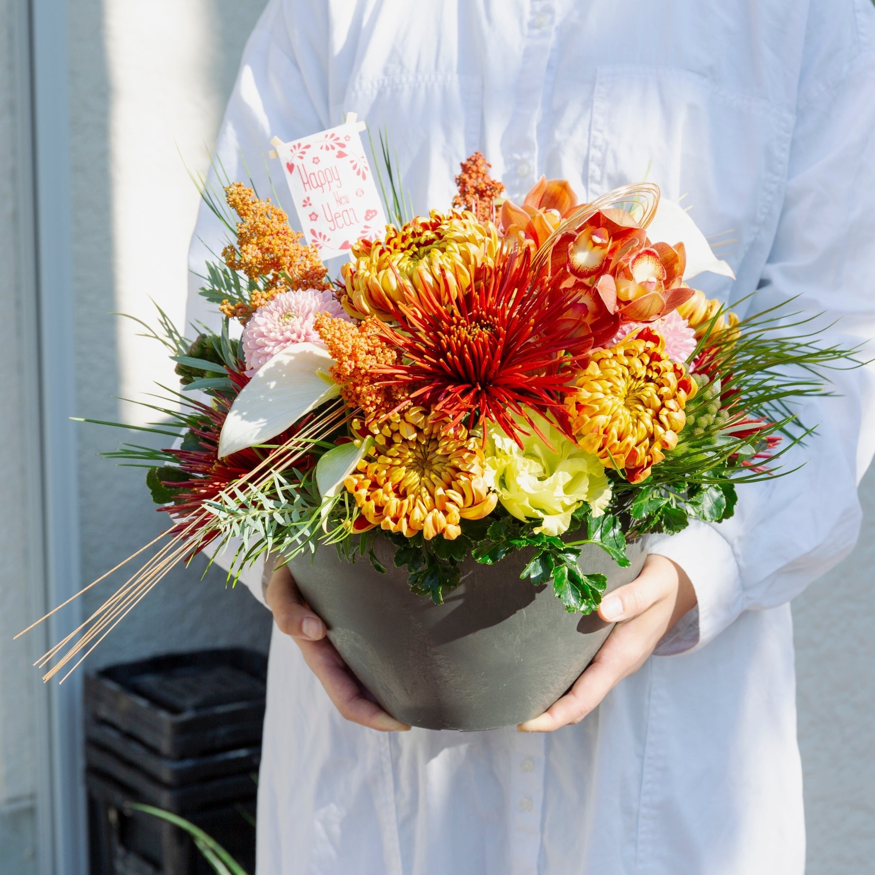 マムのギフトをオーダーするならFlower&Plants tette │ 「手から手へ、想いを運ぶフラワーショップ」【板橋駅徒歩4分】【熟練フローリスト夫婦が運営】【最短2営業日で発送】【24時間365日注文OK】【ギフトは3300円〜】フラワーギフトを手から手へ、想いを込めたブーケやアレンジメントで大切な人に感謝と愛情を。シーンや用途に合わせて選びやすい豊富な種