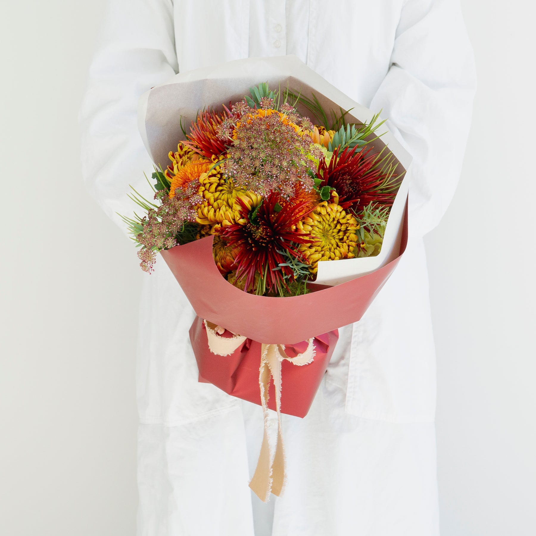 マムのギフトをオーダーするならFlower&Plants tette │ 「手から手へ、想いを運ぶフラワーショップ」【板橋駅徒歩4分】【熟練フローリスト夫婦が運営】【最短2営業日で発送】【24時間365日注文OK】【ギフトは3300円〜】フラワーギフトを手から手へ、想いを込めたブーケやアレンジメントで大切な人に感謝と愛情を。シーンや用途に合わせて選びやすい豊富な種