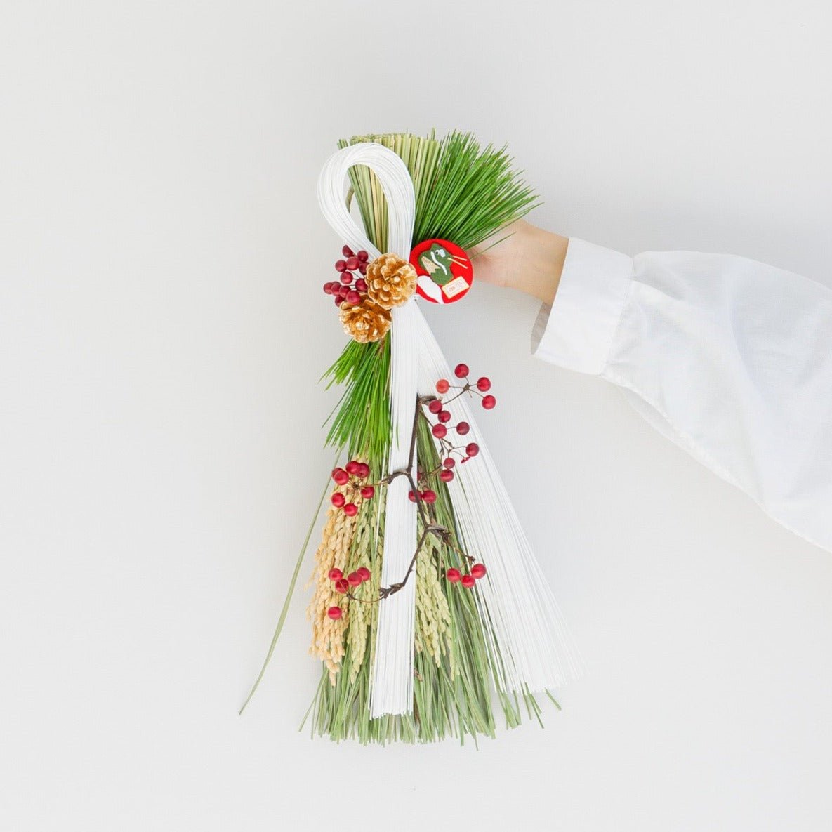 お正月飾り 縦型をオーダーするならFlower&Plants tette │ 「手から手へ、想いを運ぶフラワーショップ」【板橋駅徒歩4分】【熟練フローリスト夫婦が運営】【最短2営業日で発送】【24時間365日注文OK】【ギフトは3300円〜】フラワーギフトを手から手へ、想いを込めたブーケやアレンジメントで大切な人に感謝と愛情を。シーンや用途に合わせて選びやすい豊富な種