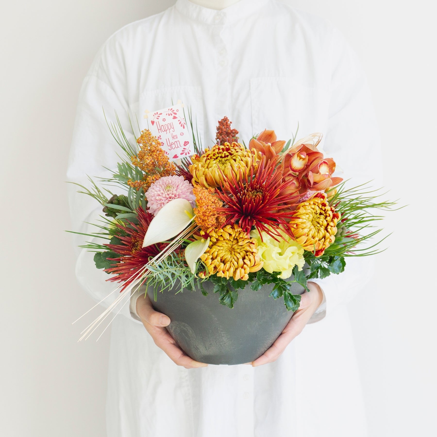 マムのギフトをオーダーするならFlower&Plants tette │ 「手から手へ、想いを運ぶフラワーショップ」【板橋駅徒歩4分】【熟練フローリスト夫婦が運営】【最短2営業日で発送】【24時間365日注文OK】【ギフトは3300円〜】フラワーギフトを手から手へ、想いを込めたブーケやアレンジメントで大切な人に感謝と愛情を。シーンや用途に合わせて選びやすい豊富な種