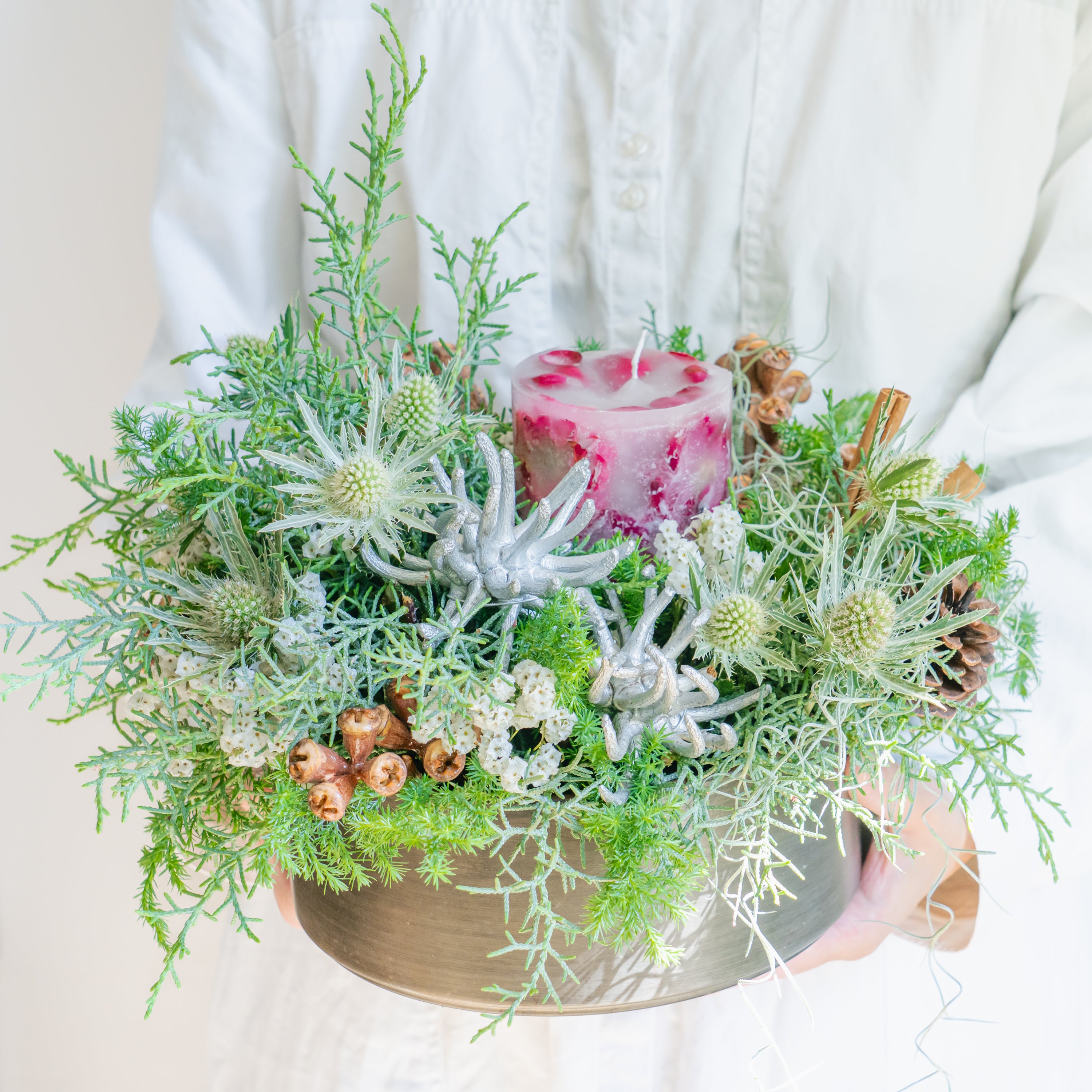 クリスマスキャンドルアレンジメント2025ならFlower&Plants tette