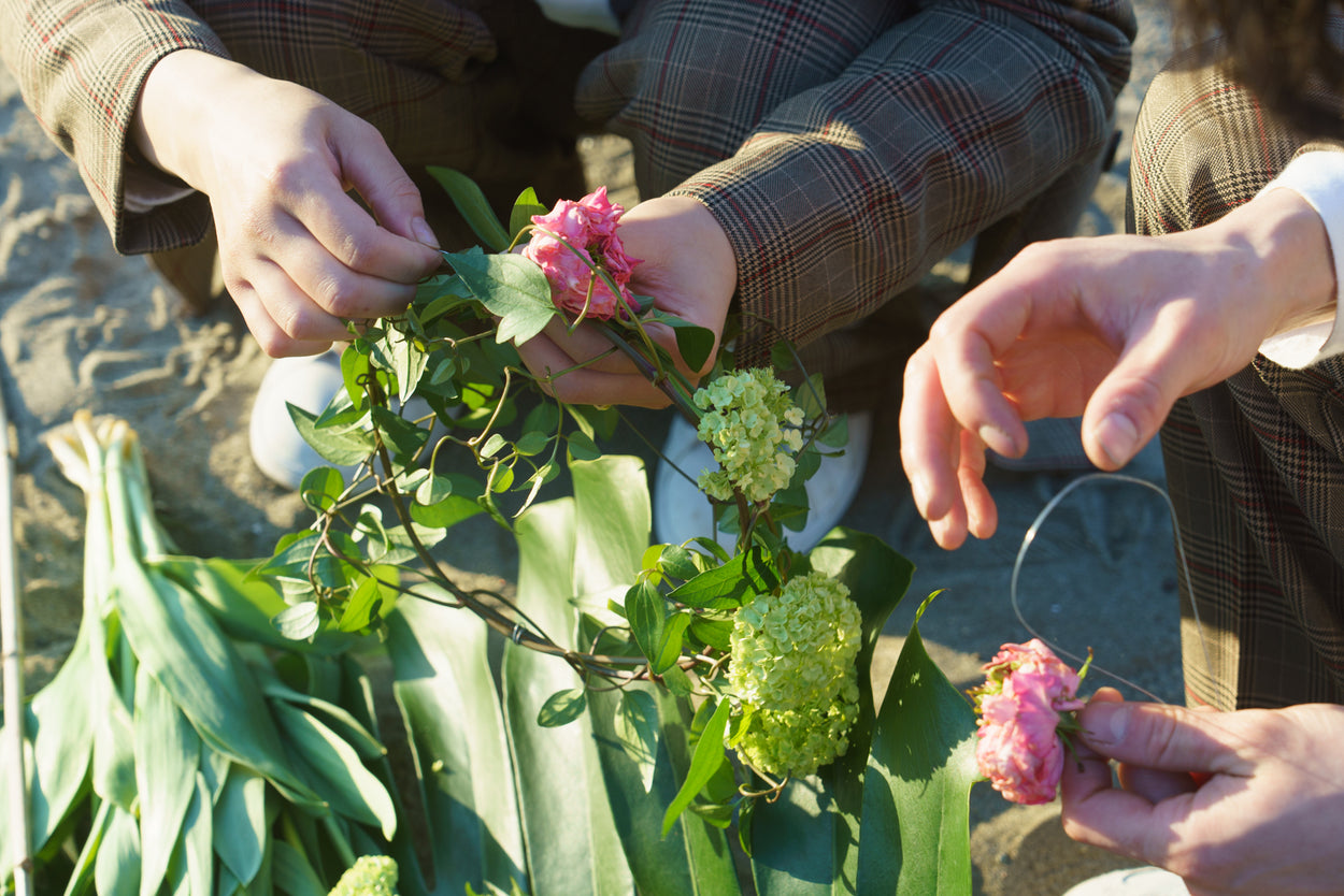 プロポーズ花束は生花バラ以外もOK?花の種類・タイプ別の選び方ガイド プロポーズ花タイム | プロポーズ花束は生花バラ以外もOK?花の種類・タイプ別の選び方ガイド
