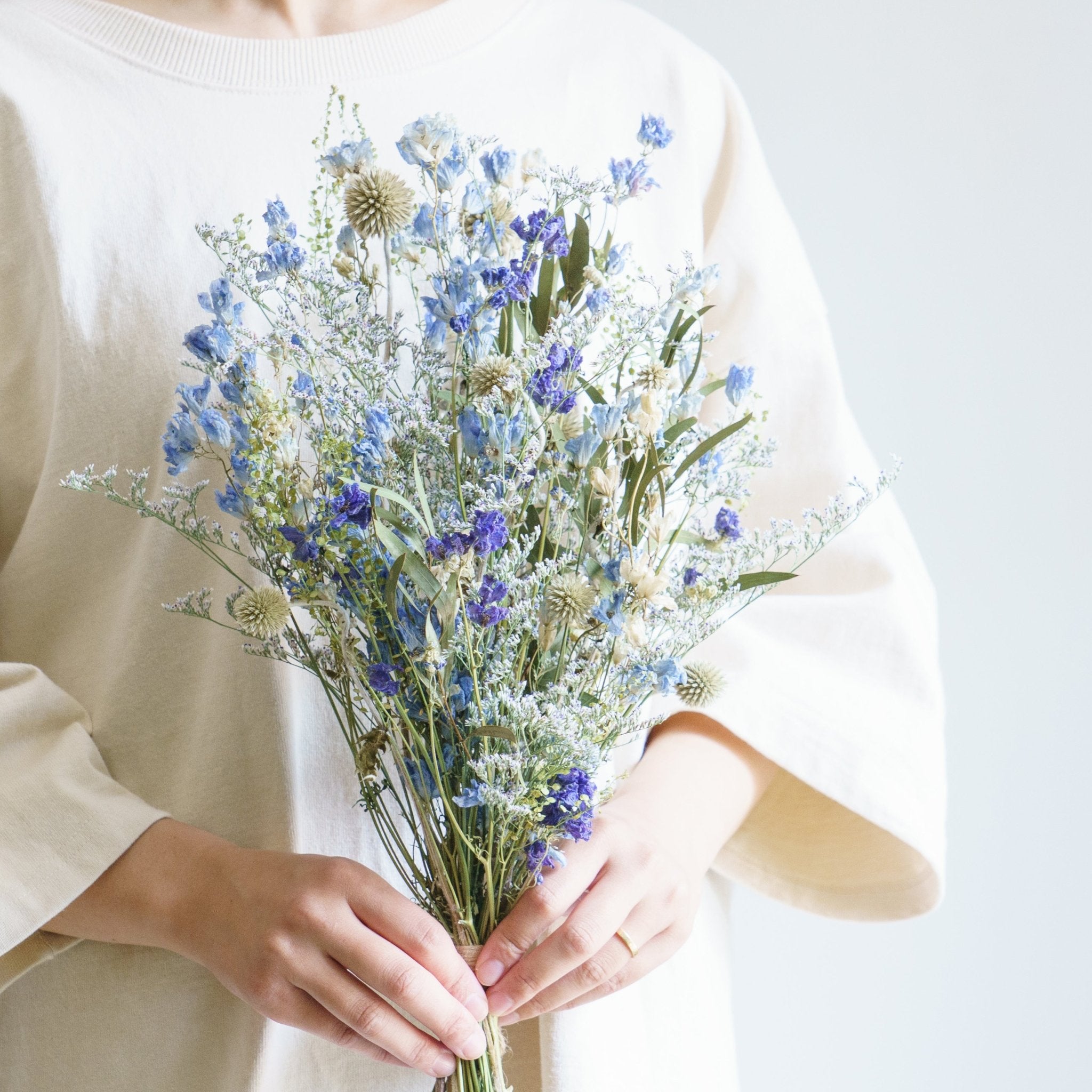季節のドライフラワー ブーケスワッグをオーダーするならFlower&amp;Plants tette │ 「手から手へ、想いを運ぶフラワーショップ」【板橋駅徒歩4分】【熟練フローリスト夫婦が運営】【最短2営業日で発送】【24時間365日注文OK】【ギフトは3300円〜】フラワーギフトを手から手へ、想いを込めたブーケやアレンジメントで大切な人に感謝と愛情を。シーンや用途に合わせて選びやすい豊富な種