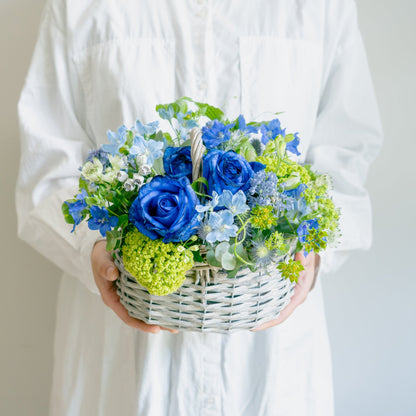 父の日ギフトをオーダーするならFlower&amp;Plants tette │ 「手から手へ、想いを運ぶフラワーショップ」【板橋駅徒歩4分】【熟練フローリスト夫婦が運営】【最短2営業日で発送】【24時間365日注文OK】【ギフトは3300円〜】フラワーギフトを手から手へ、想いを込めたブーケやアレンジメントで大切な人に感謝と愛情を。シーンや用途に合わせて選びやすい豊富な種