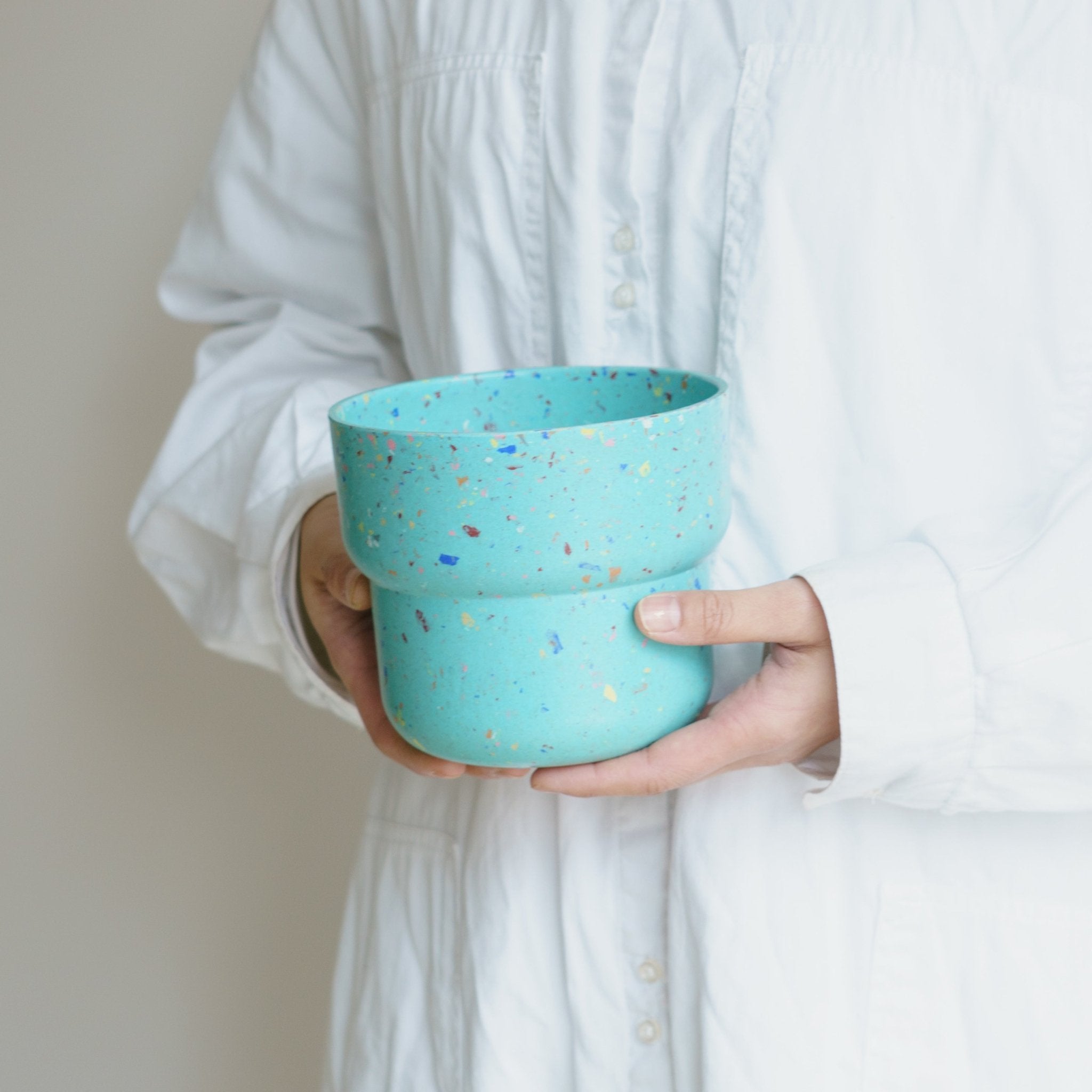 エコチップペインターポットをオーダーするならFlower&amp;Plants tette │ 「手から手へ、想いを運ぶフラワーショップ」【板橋駅徒歩4分】【熟練フローリスト夫婦が運営】【最短2営業日で発送】【24時間365日注文OK】【ギフトは3300円〜】フラワーギフトを手から手へ、想いを込めたブーケやアレンジメントで大切な人に感謝と愛情を。シーンや用途に合わせて選びやすい豊富な種