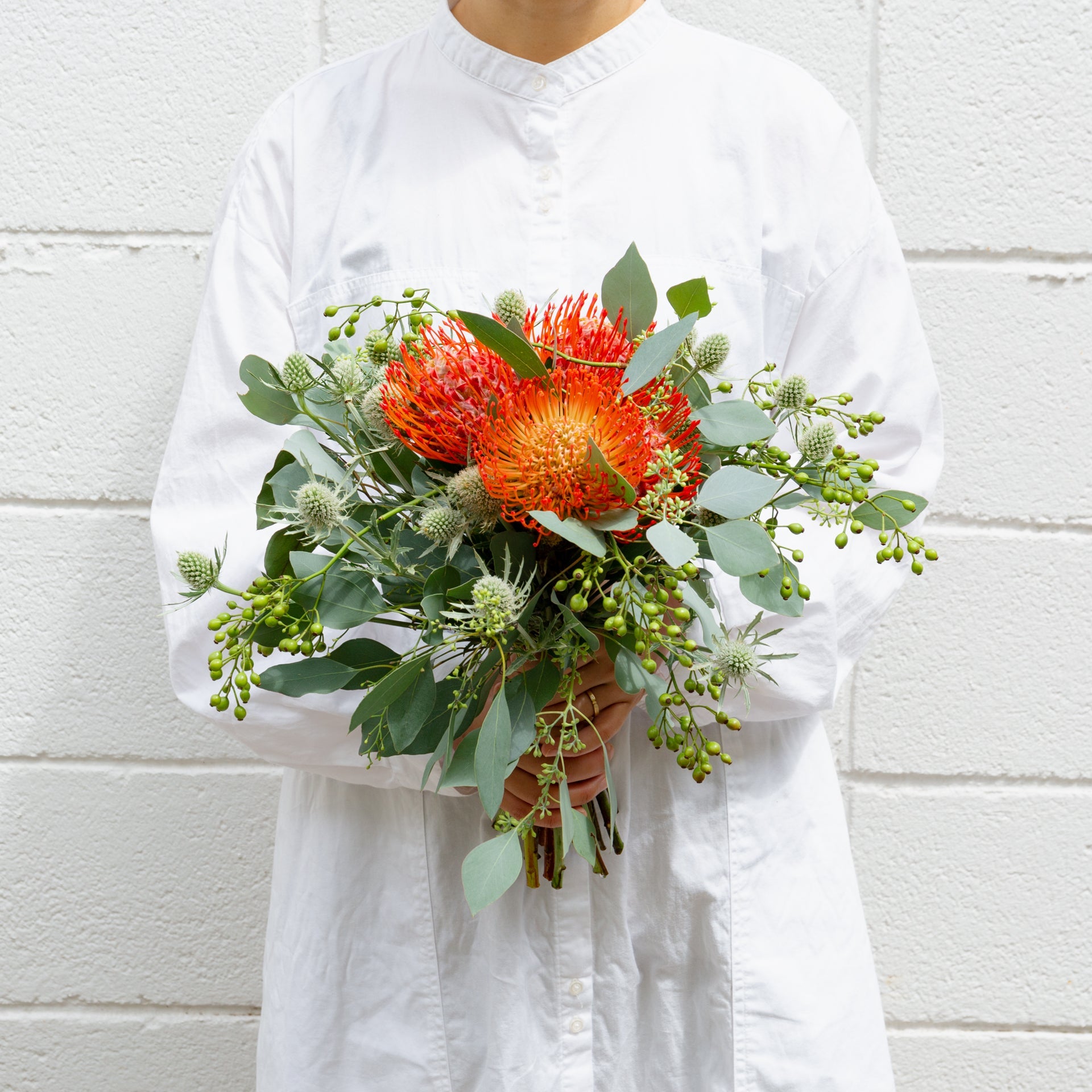 ピンクッションのブーケをオーダーするならFlower&amp;Plants tette │ 「手から手へ、想いを運ぶフラワーショップ」【板橋駅徒歩4分】【熟練フローリスト夫婦が運営】【最短2営業日で発送】【24時間365日注文OK】【ギフトは3300円〜】フラワーギフトを手から手へ、想いを込めたブーケやアレンジメントで大切な人に感謝と愛情を。シーンや用途に合わせて選びやすい豊富な種