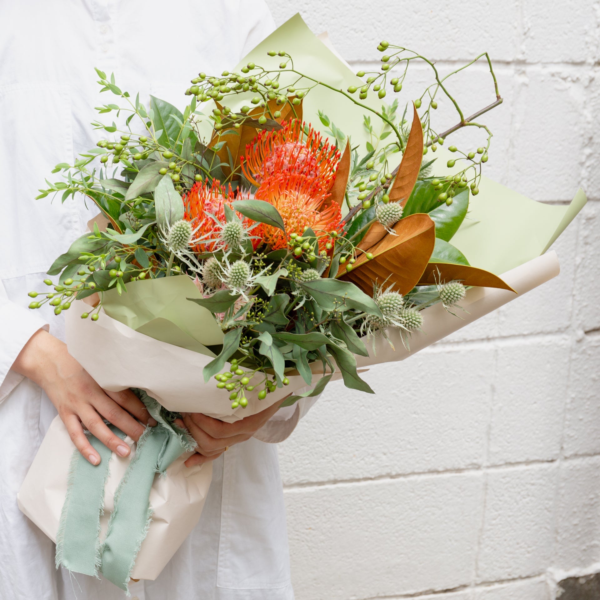 ピンクッションのブーケをオーダーするならFlower&amp;Plants tette │ 「手から手へ、想いを運ぶフラワーショップ」【板橋駅徒歩4分】【熟練フローリスト夫婦が運営】【最短2営業日で発送】【24時間365日注文OK】【ギフトは3300円〜】フラワーギフトを手から手へ、想いを込めたブーケやアレンジメントで大切な人に感謝と愛情を。シーンや用途に合わせて選びやすい豊富な種