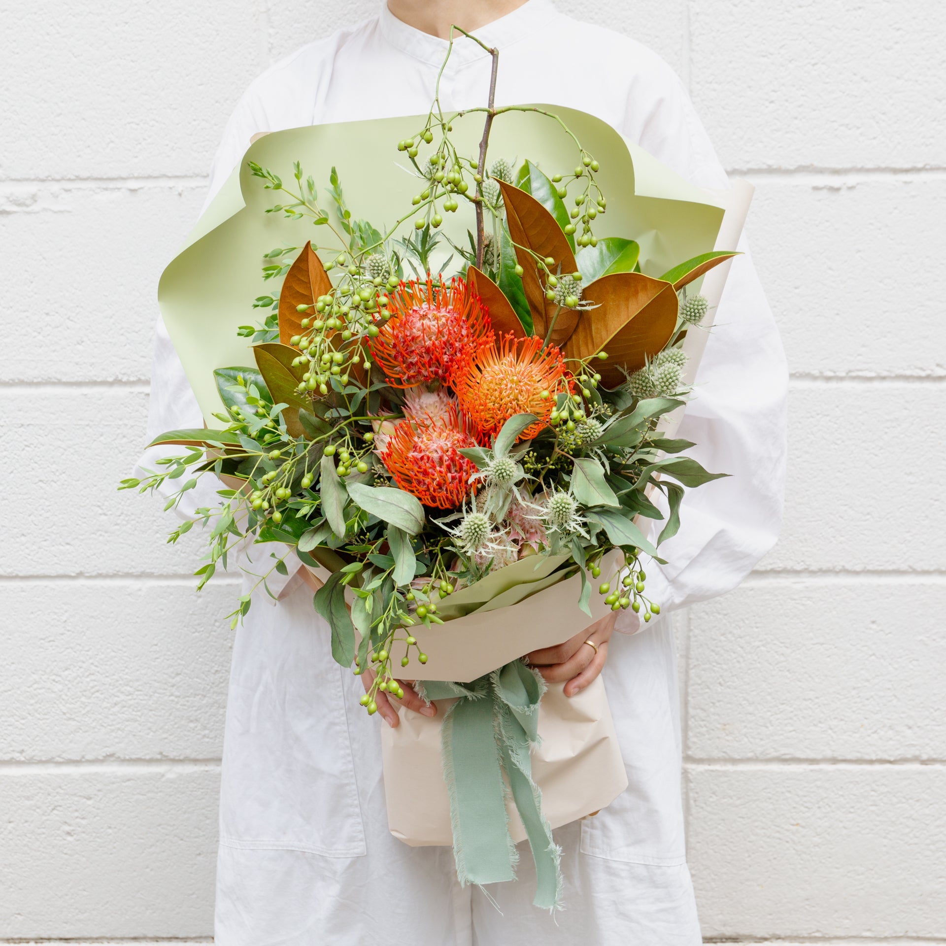 ピンクッションのブーケをオーダーするならFlower&amp;Plants tette │ 「手から手へ、想いを運ぶフラワーショップ」【板橋駅徒歩4分】【熟練フローリスト夫婦が運営】【最短2営業日で発送】【24時間365日注文OK】【ギフトは3300円〜】フラワーギフトを手から手へ、想いを込めたブーケやアレンジメントで大切な人に感謝と愛情を。シーンや用途に合わせて選びやすい豊富な種